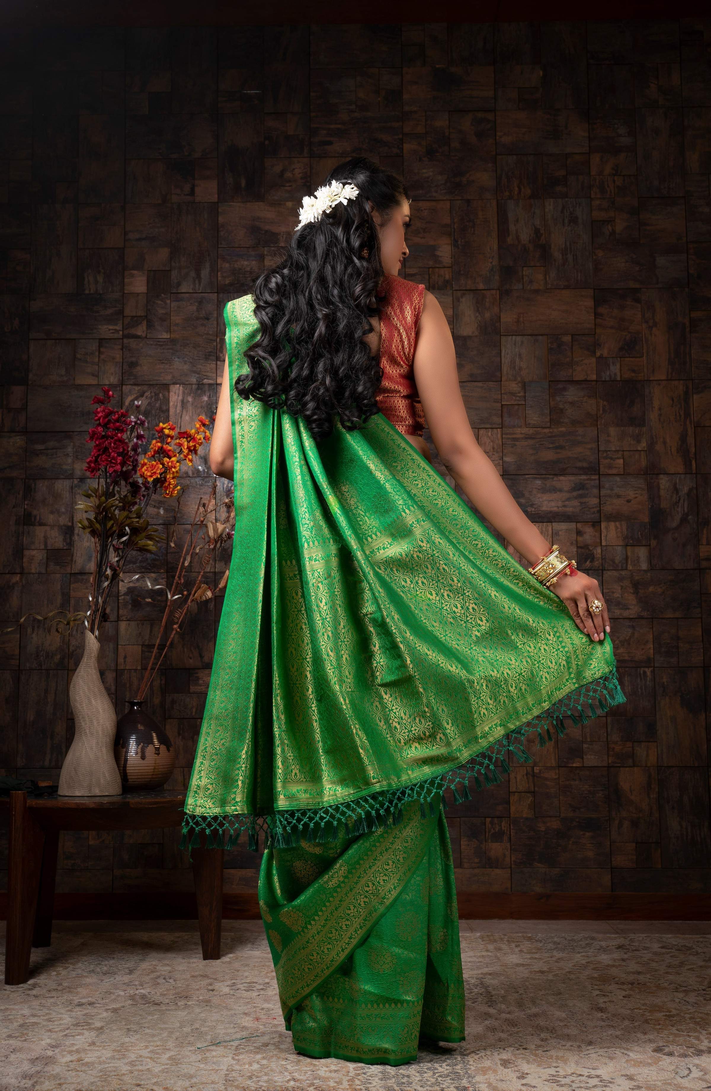 Vardha Clover Green Golden Zari Kanjeevaram Silk Saree | Grocsy