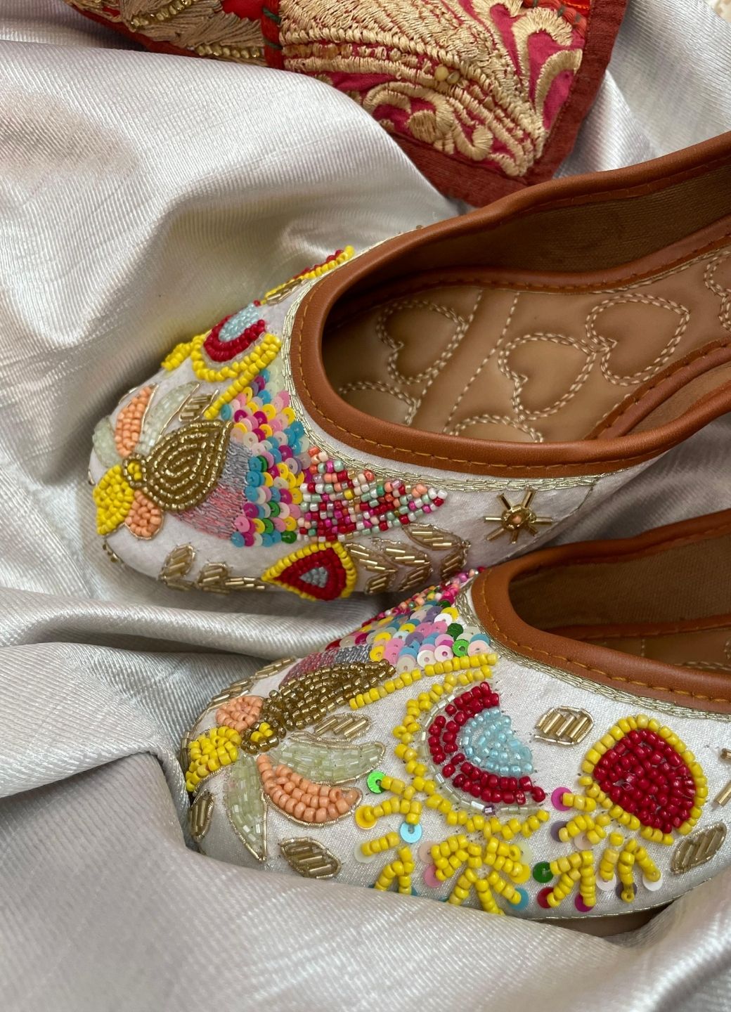 Desi Colour Women Indian Ethnic Footwear-Party Wear White Multicolour Pear Work | Grocsy