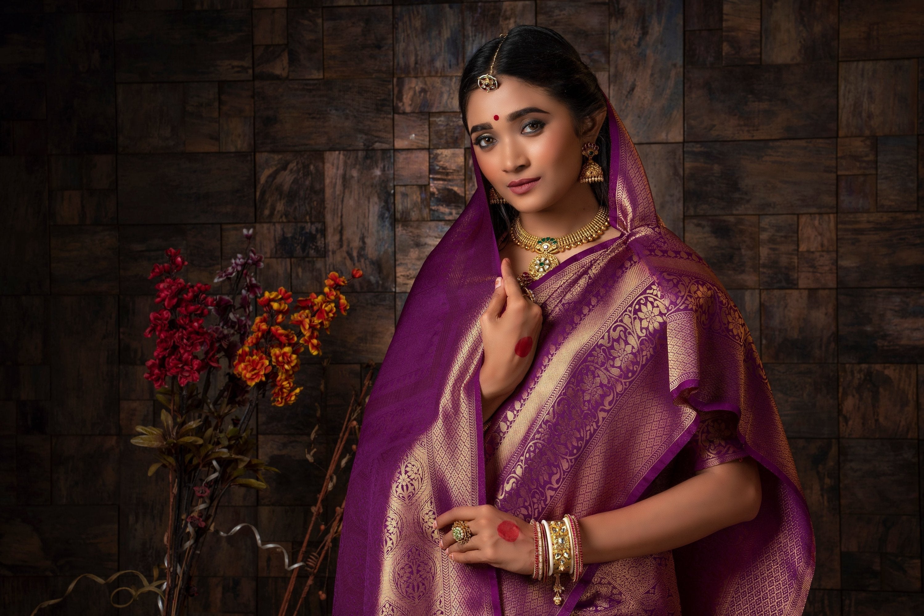 Vardha Mauve Wine Golden Zari Brocade Kanjeevaram Silk Saree | Grocsy