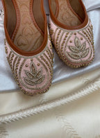 Desi Colour Women Indian Ethnic Footwear-Peach Dabka | Grocsy
