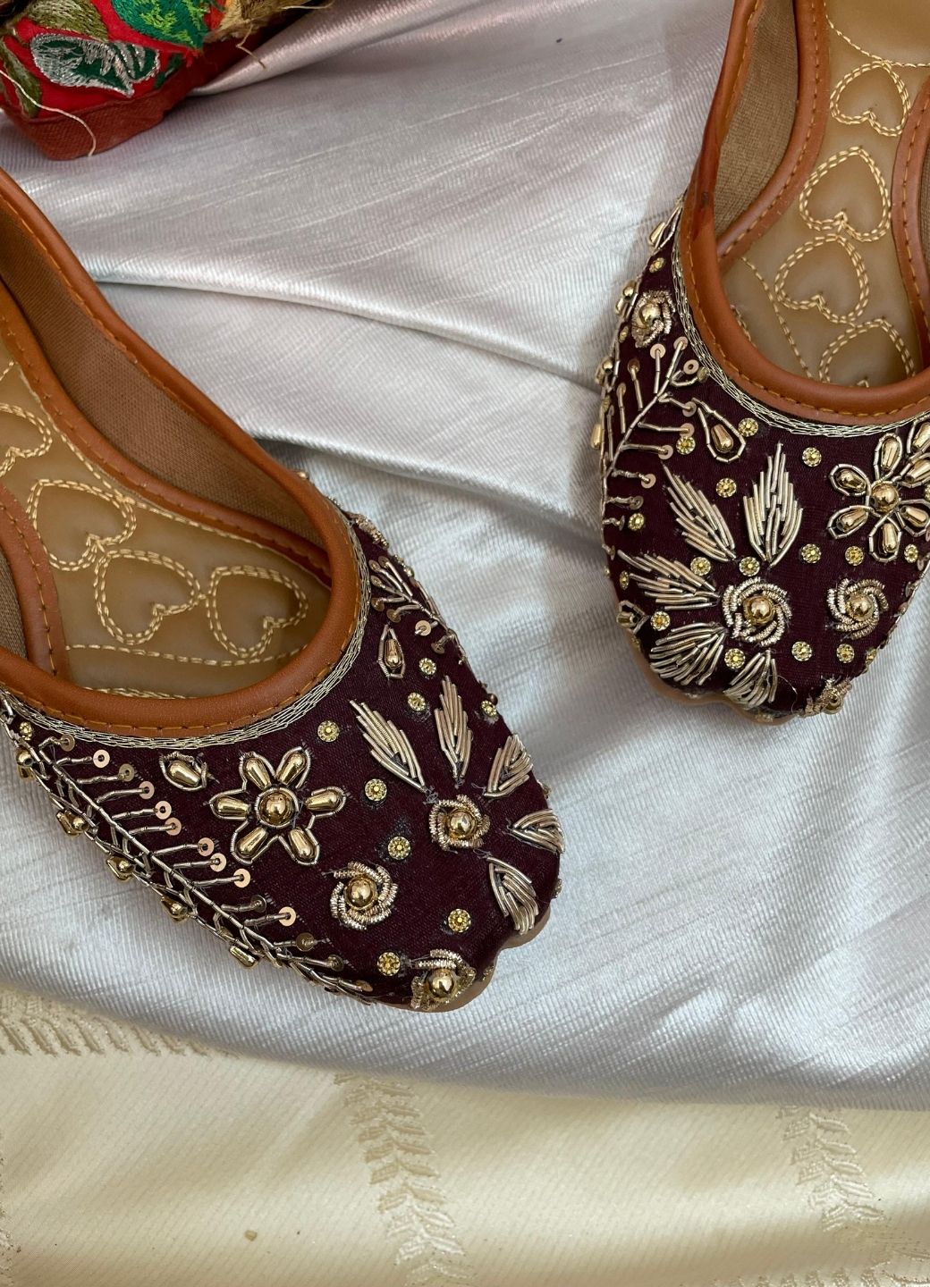 Desi Colour Women Indian Ethnic Footwear-Brown Dabka | Grocsy