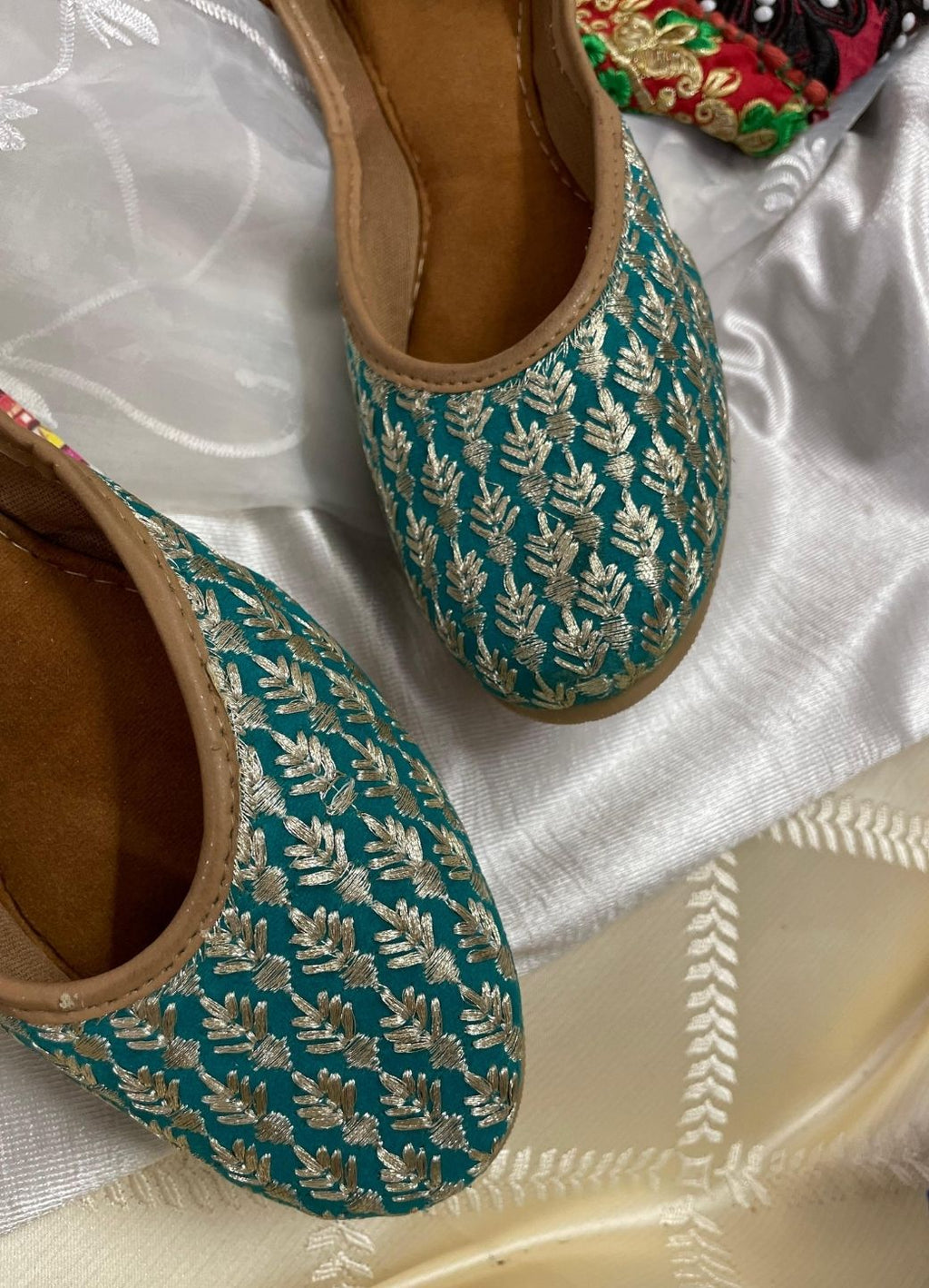 Desi Colour Women Indian Ethnic Footwear-Green Thread | Grocsy