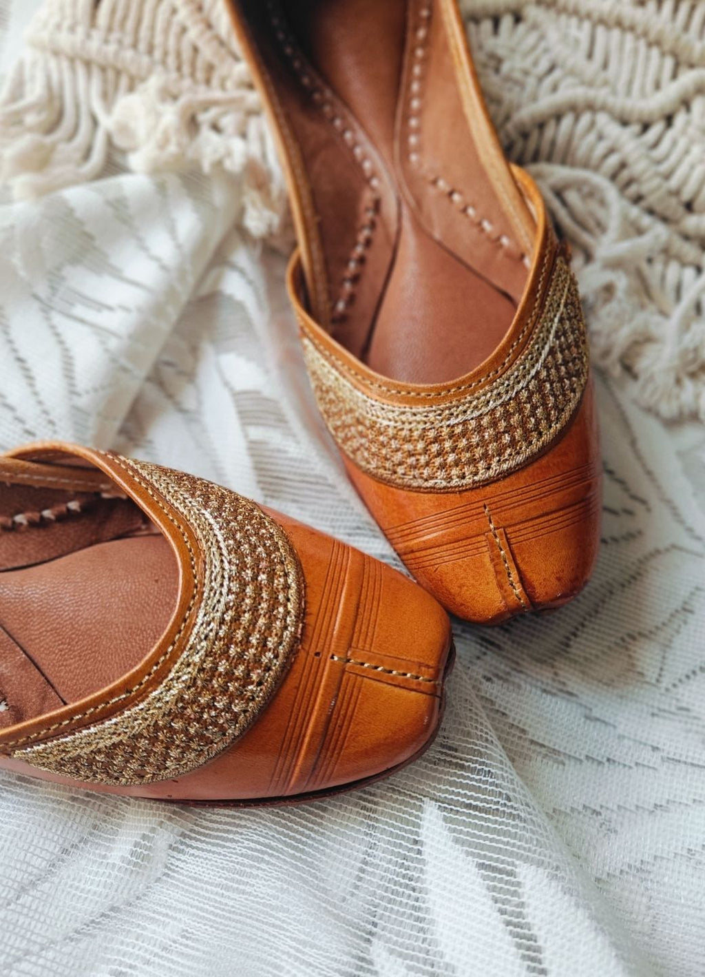 Desi Colour Women Indian Ethnic Footwear-Tan Leather Emb | Grocsy