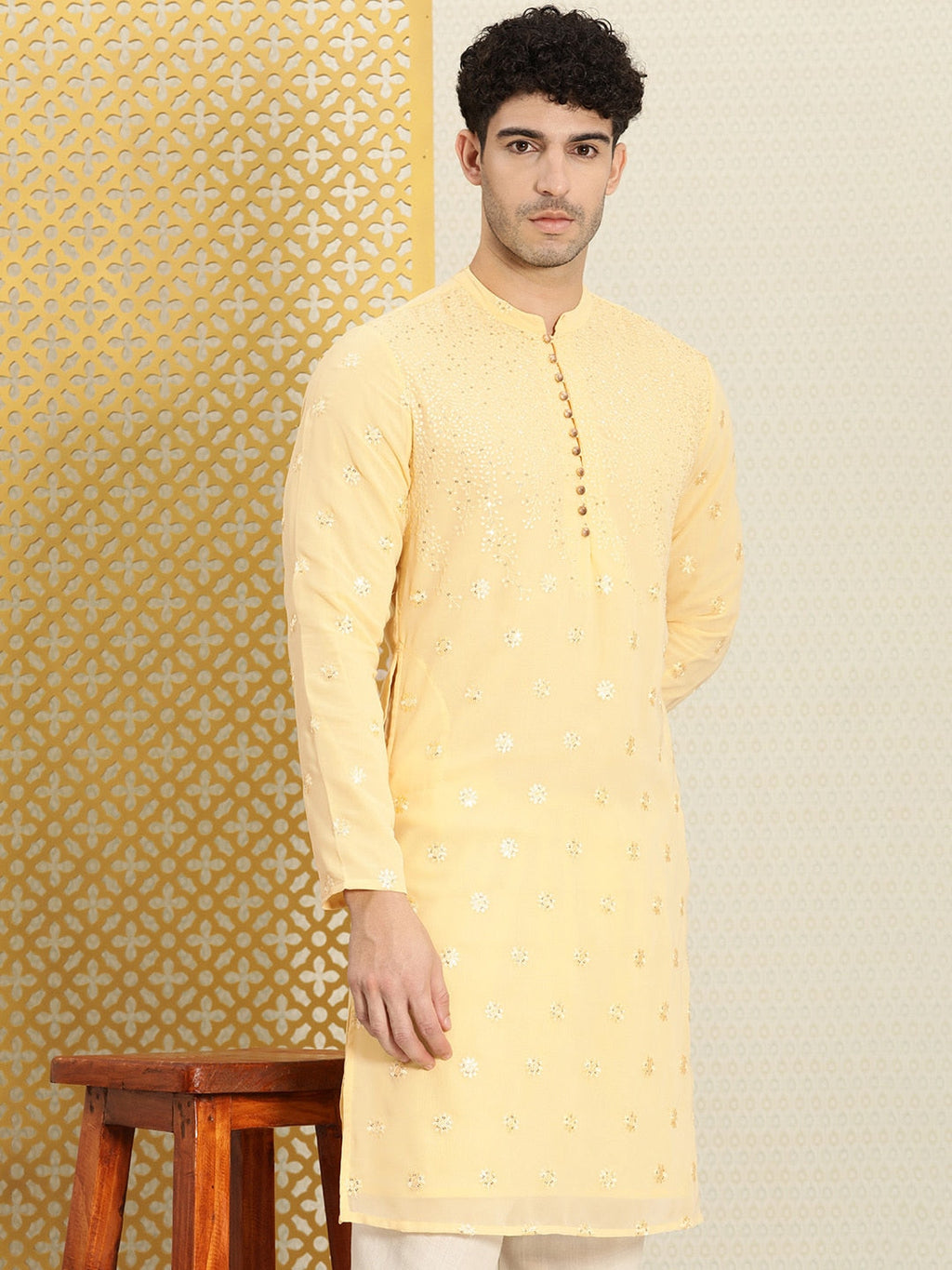 House of Pataudi Men Embroidered Sequined Floral Jashn Kurta | Grocsy