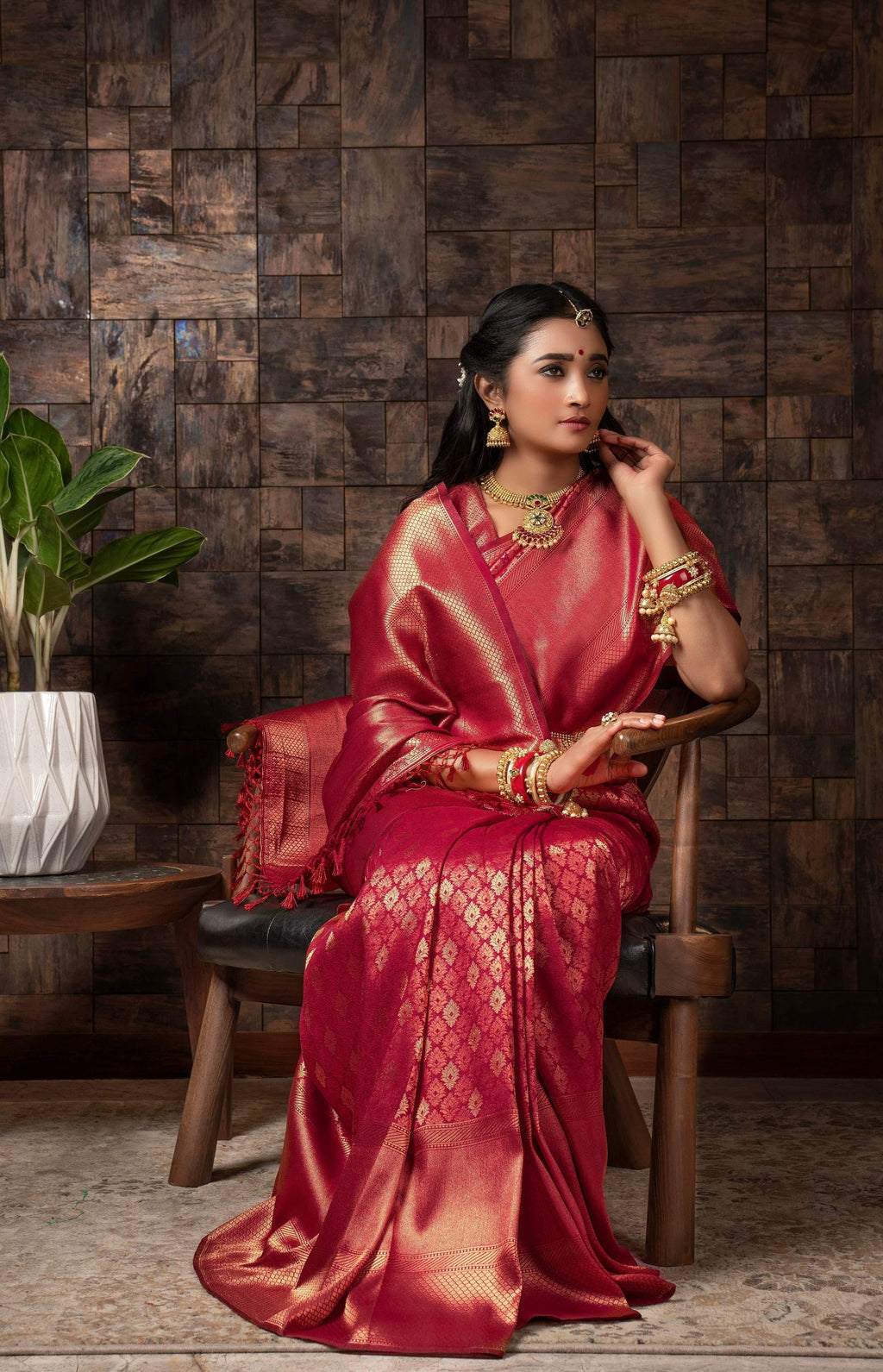 Vardha Persian Red Golden Zari Kanjeevaram Silk Saree | Grocsy