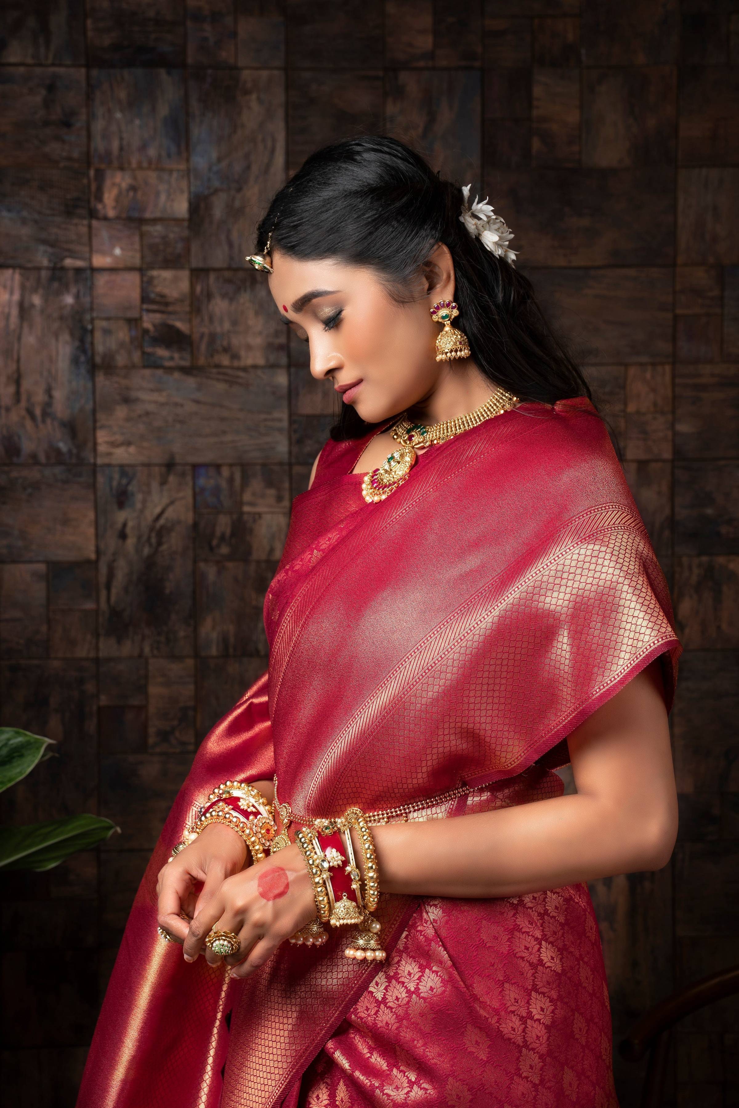 Vardha Persian Red Golden Zari Kanjeevaram Silk Saree | Grocsy