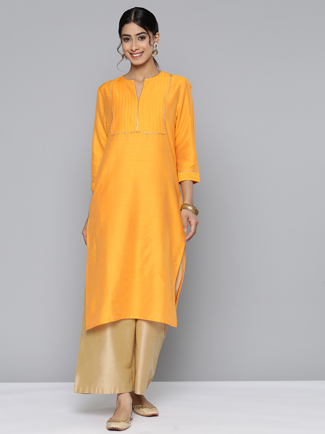 HERE&NOW Yoke Design Gotta Patti Detail Kurta | Grocsy