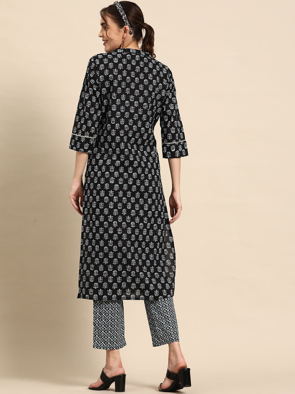 Sangria Ethnic Motifs Printed High Slit Gotta Patti Pure Cotton Kurta With Trousers | Grocsy