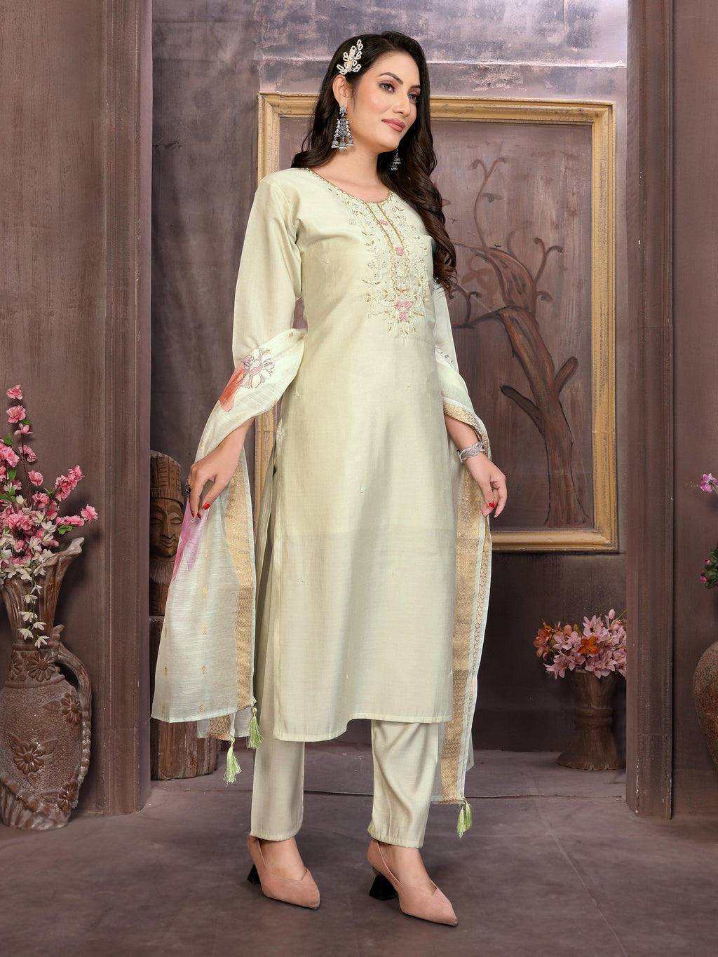Vedant Vastram Kurta Pant set with Dupatta having Beautiful Hand work (Khatli Work) - Light Pista | Grocsy
