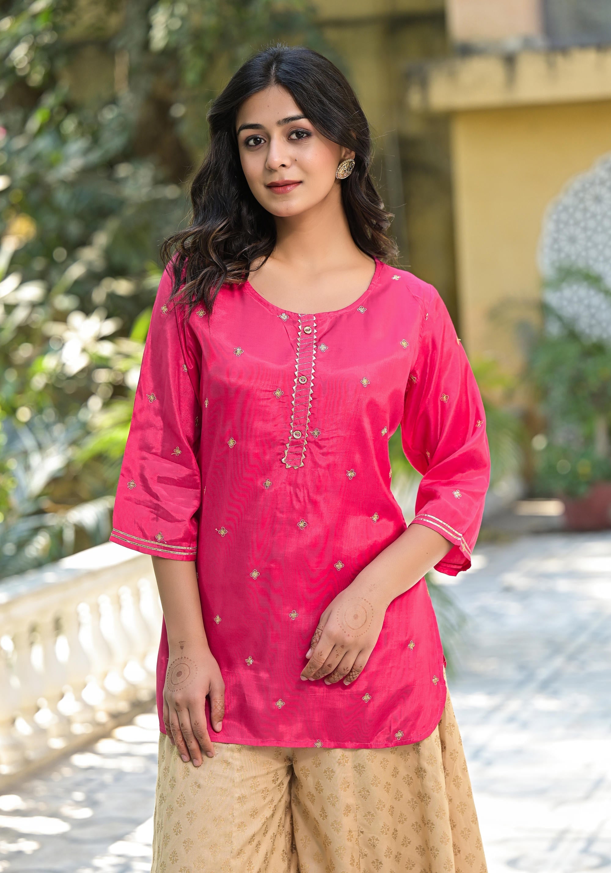 Juniper Women's Fuchsia Solid Shantoon Tunic With Sequins & Zari Work | Grocsy