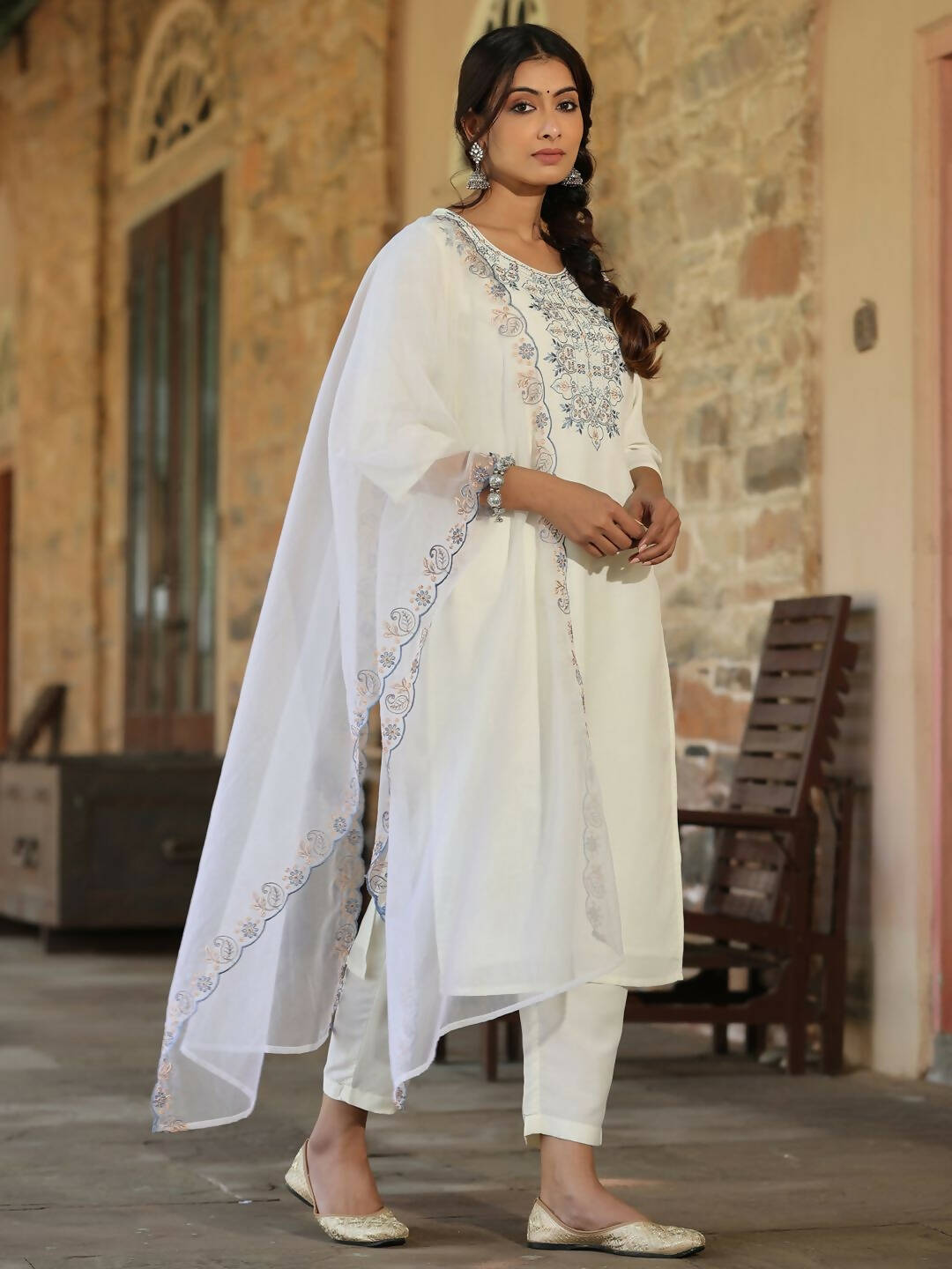Juniper Women's White Chinnon Solid Embroidered Kurta Set | Grocsy