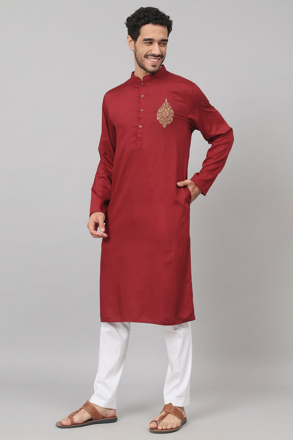 Cotton Kurta With Motif Embroidery by Hilo Design | Grocsy