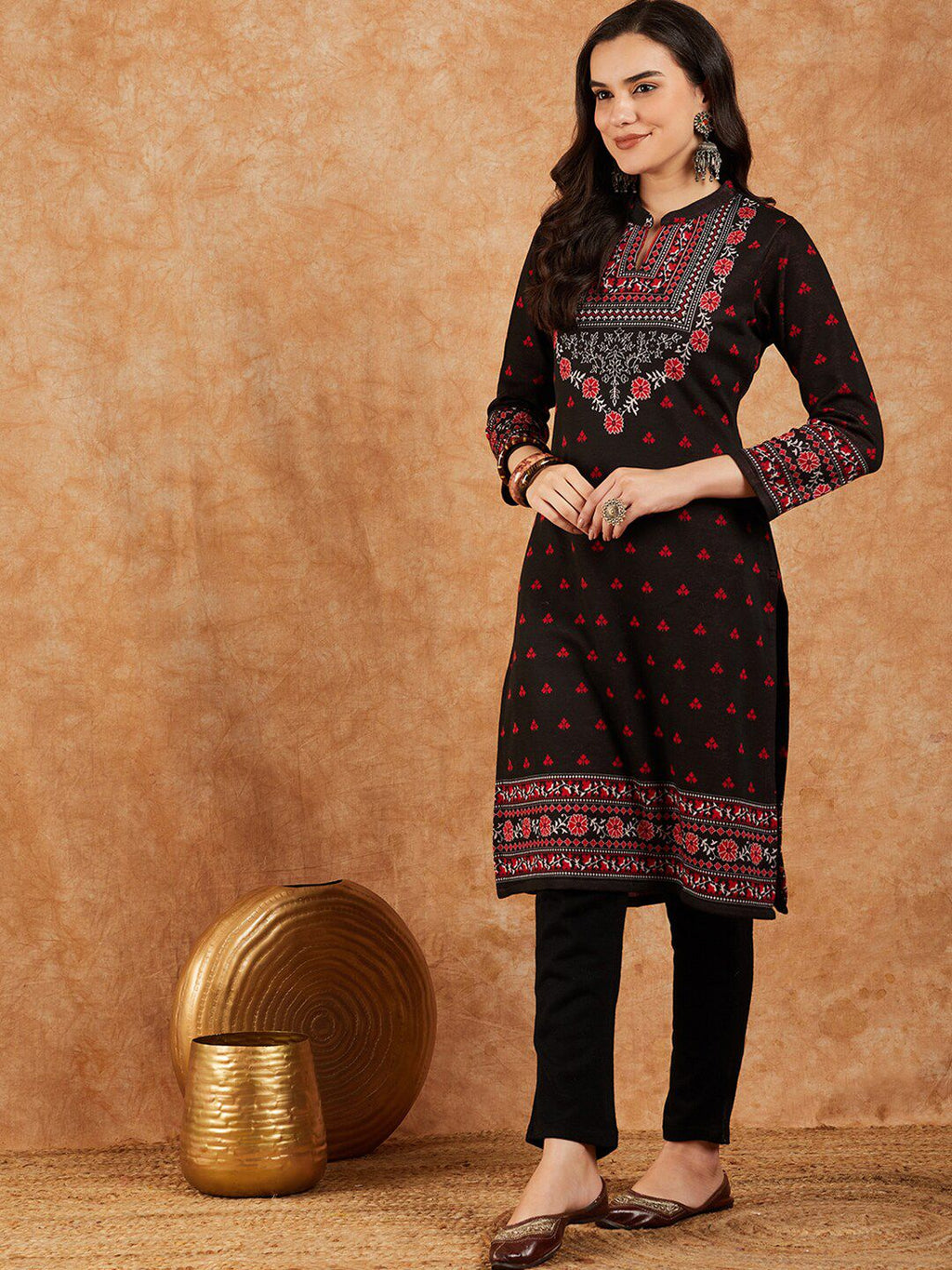 Sangria Floral Printed Mandarin Collar Winter Kurta & Trousers | Grocsy