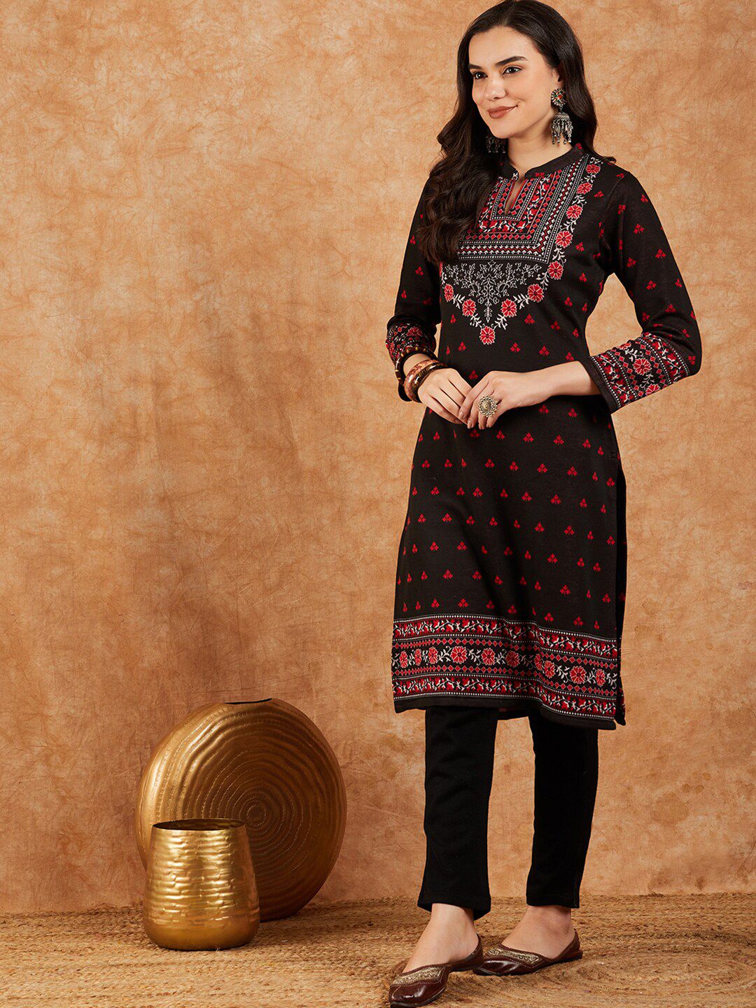Sangria Floral Printed Mandarin Collar Winter Kurta & Trousers | Grocsy