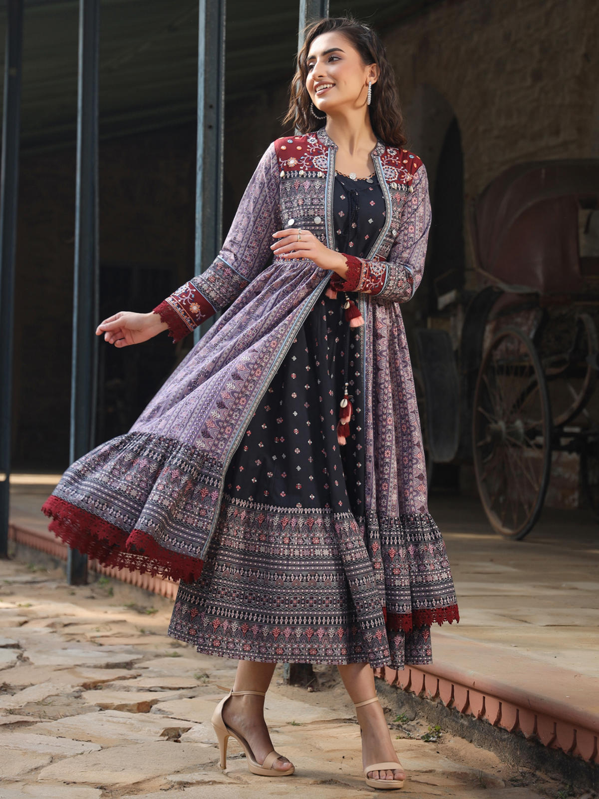 Juniper Women's Juniper Women's Lavender Cambric Printed With Embroidery Flared Dress | Grocsy