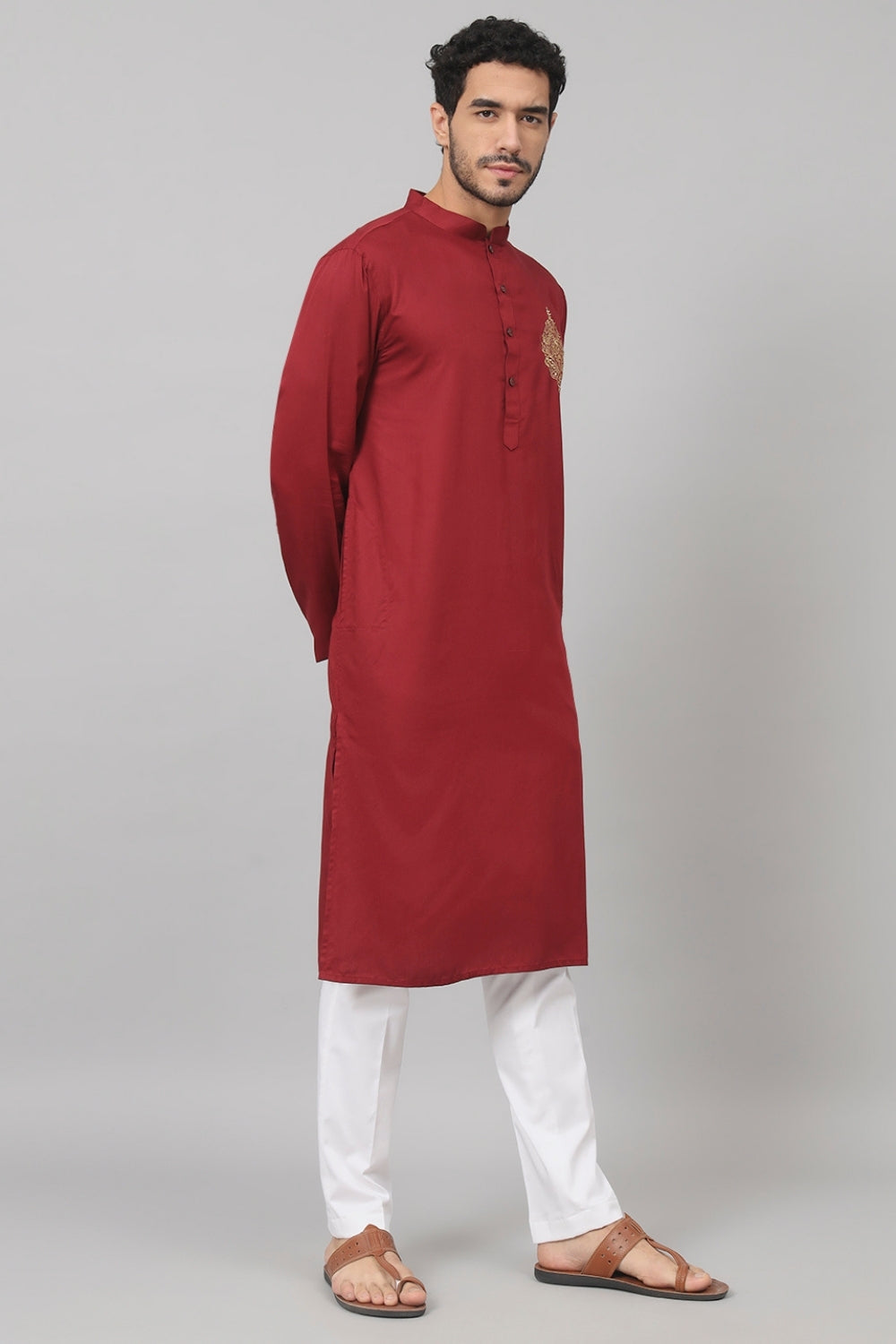 Cotton Kurta With Motif Embroidery by Hilo Design | Grocsy