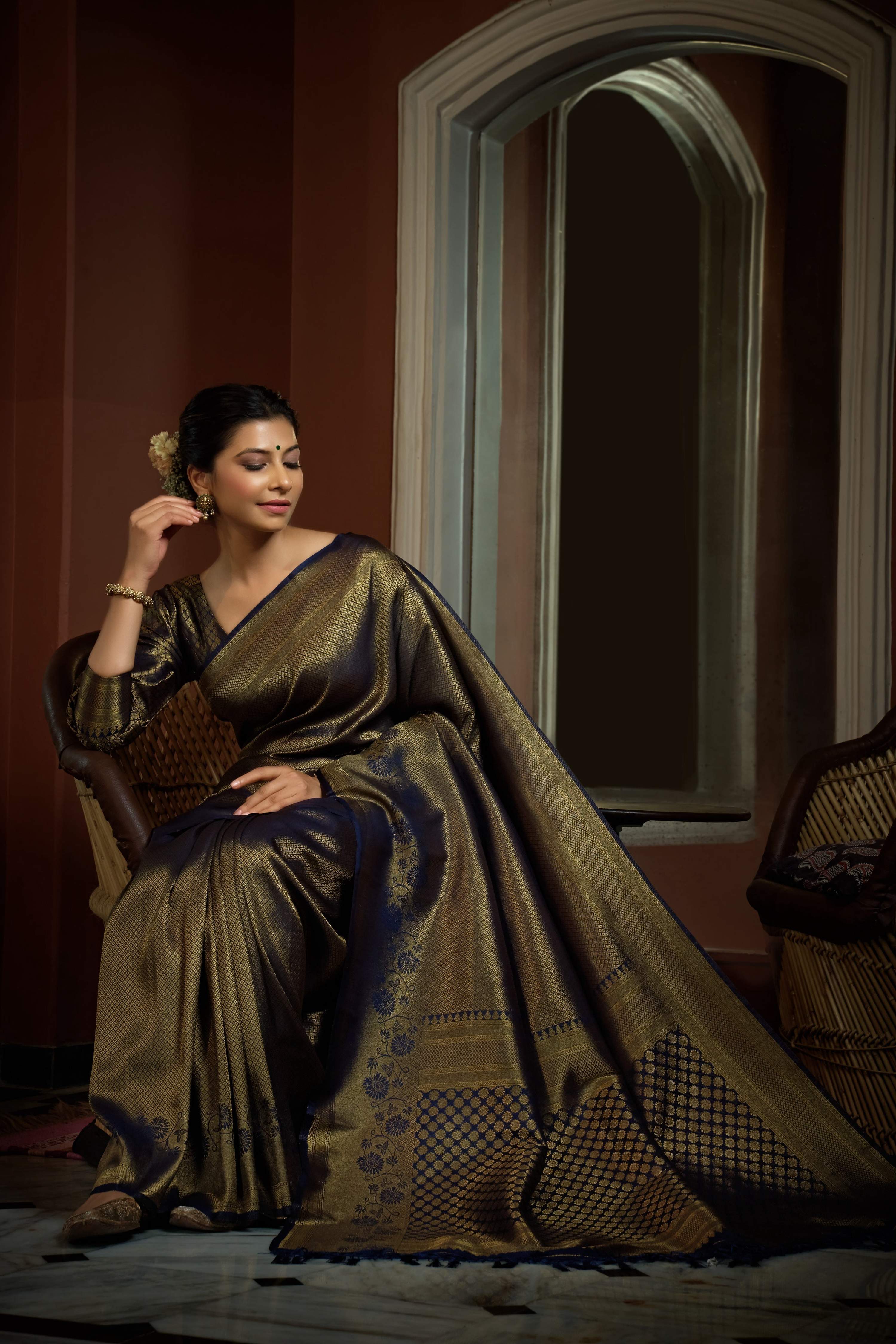 Vardha Oxford Blue Golden Zari Kanjeevaram Silk Saree | Grocsy