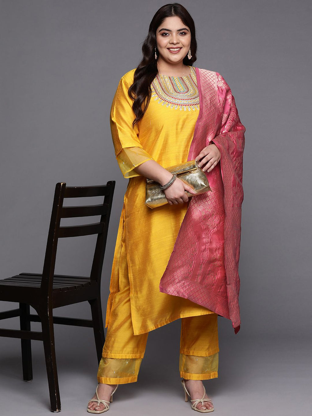 Sztori Plus Size Ethnic Motifs Embroidered Regular Kurta & Palazzos With Dupatta | Grocsy