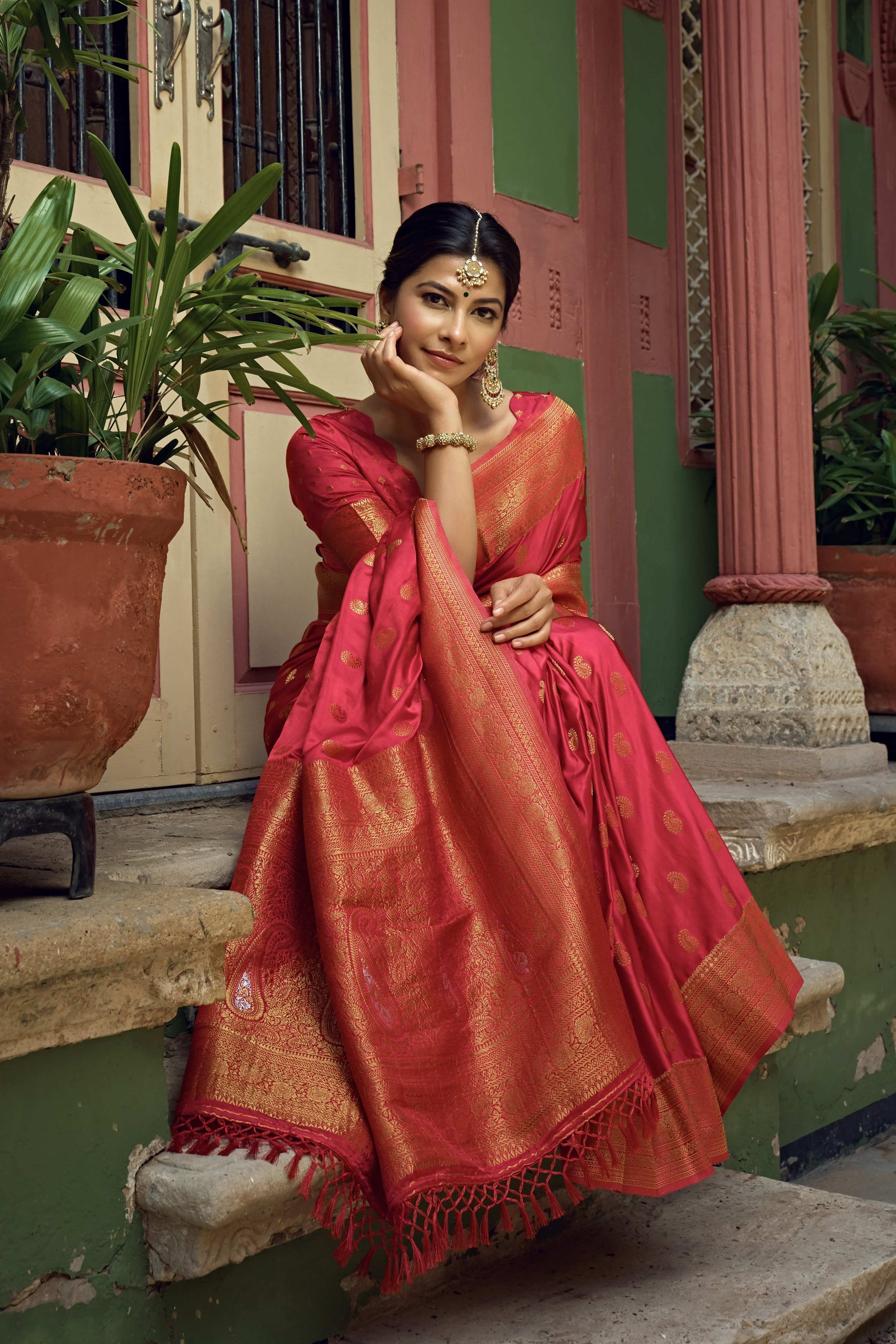 Vardha Candy Apple Red Golden Zari Banarasi Satin Silk Saree | Grocsy