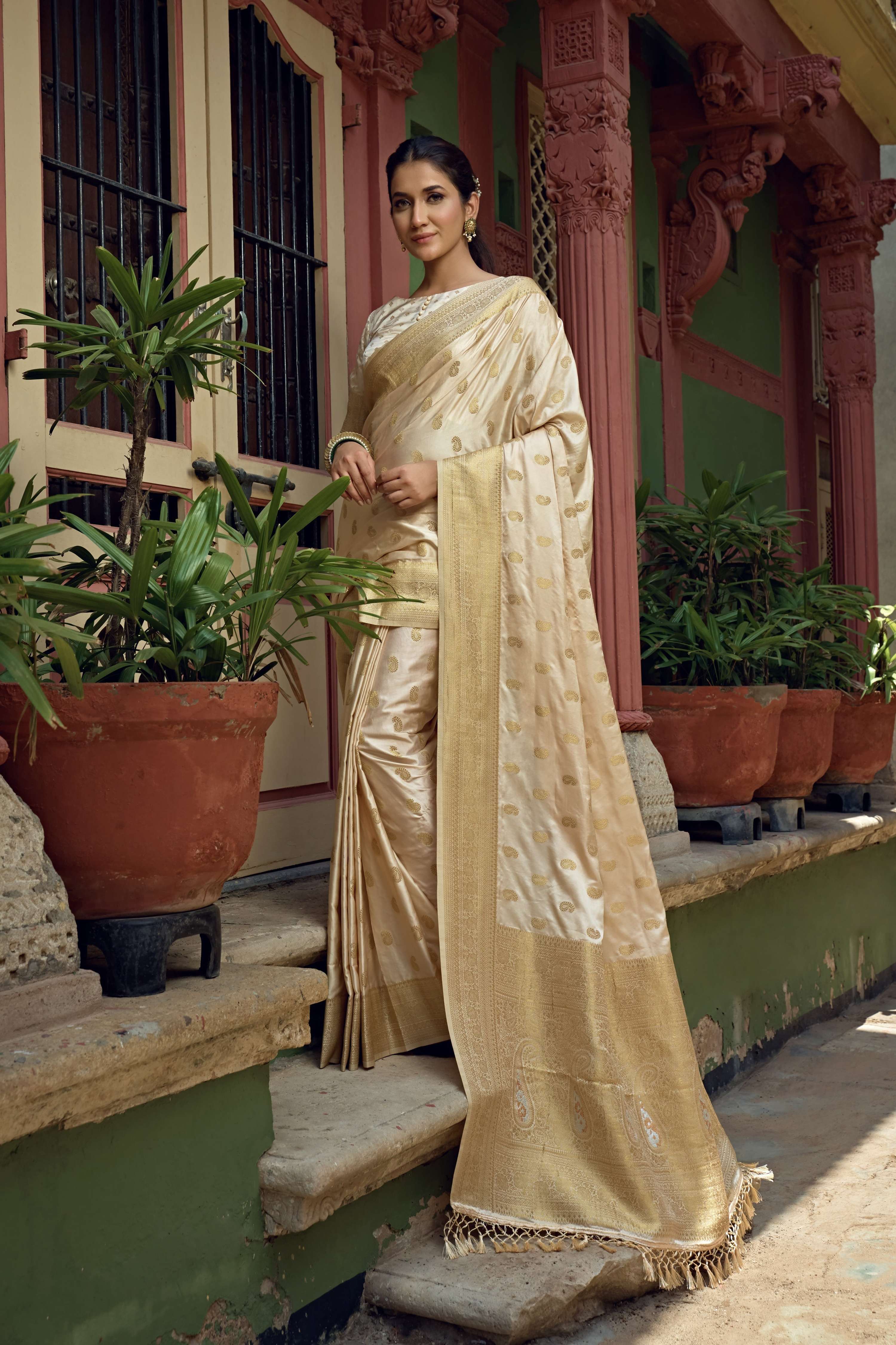Vardha Ivory White Golden Zari Banarasi Satin Silk Saree | Grocsy
