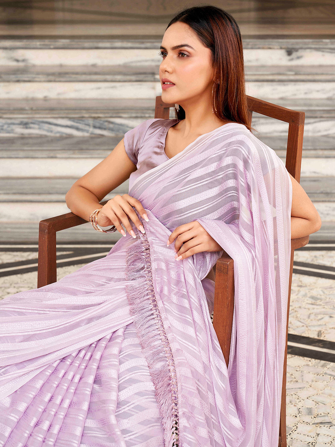 Tikhi Imli Striped Woven Design Saree | Grocsy