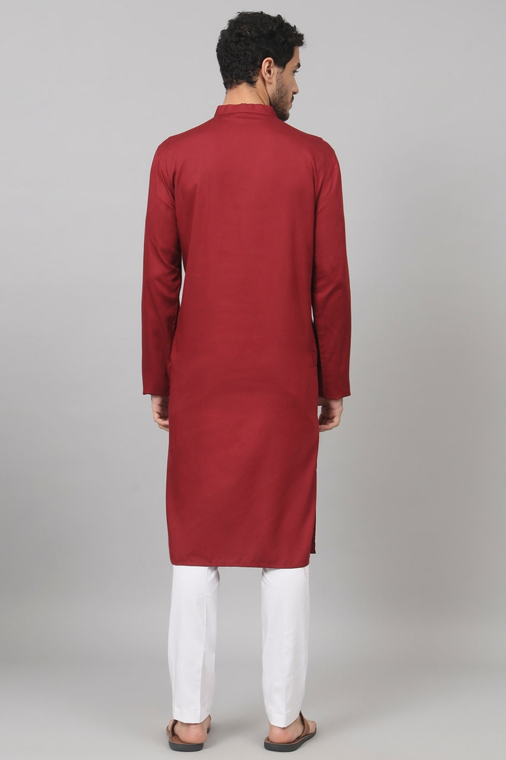 Cotton Kurta With Motif Embroidery by Hilo Design | Grocsy