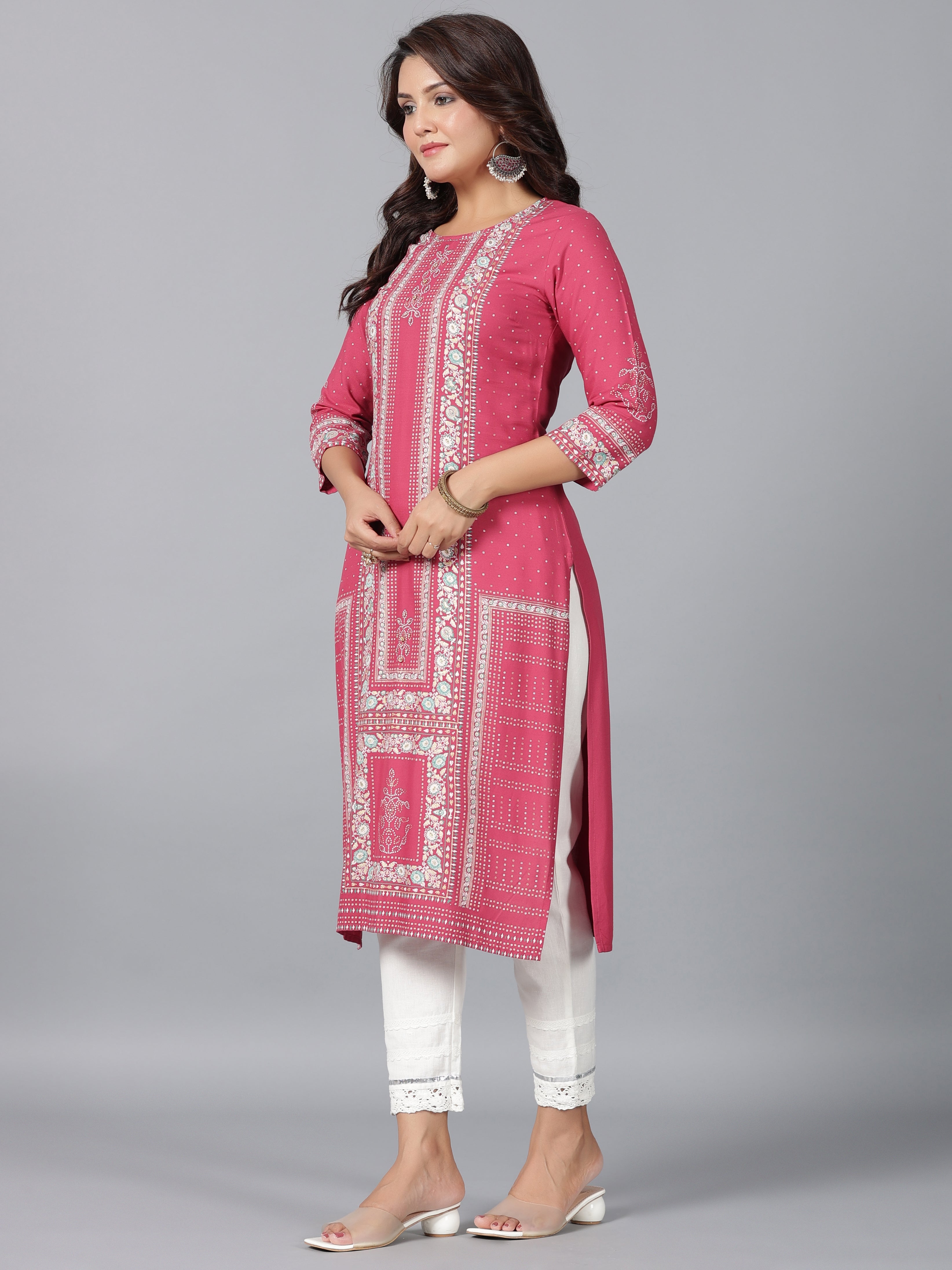 Juniper Women Mauve Rayon Printed Straight Kurta | Grocsy
