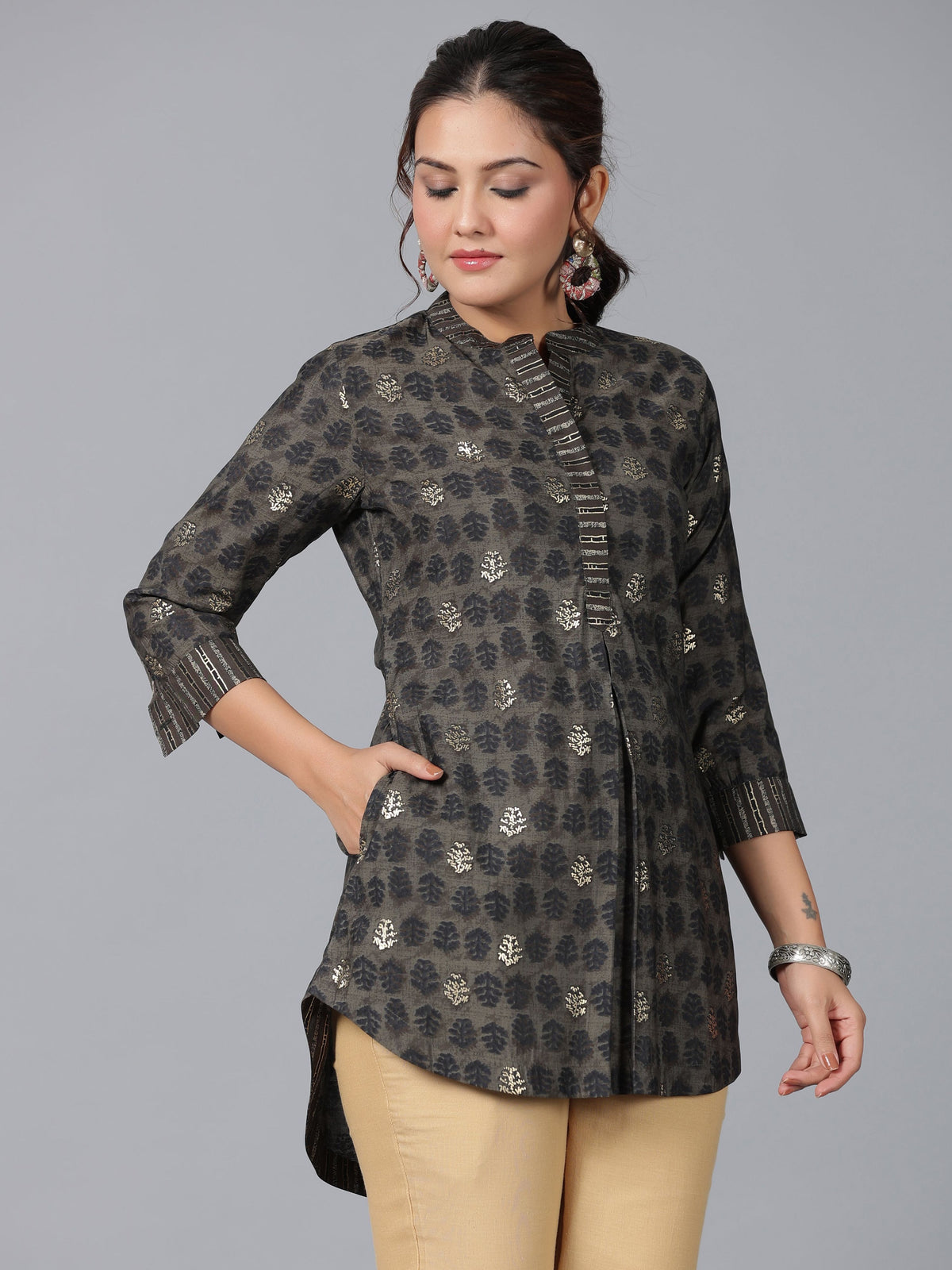 Juniper Women Black Muslin Printed High-Low Straight Tunic | Grocsy