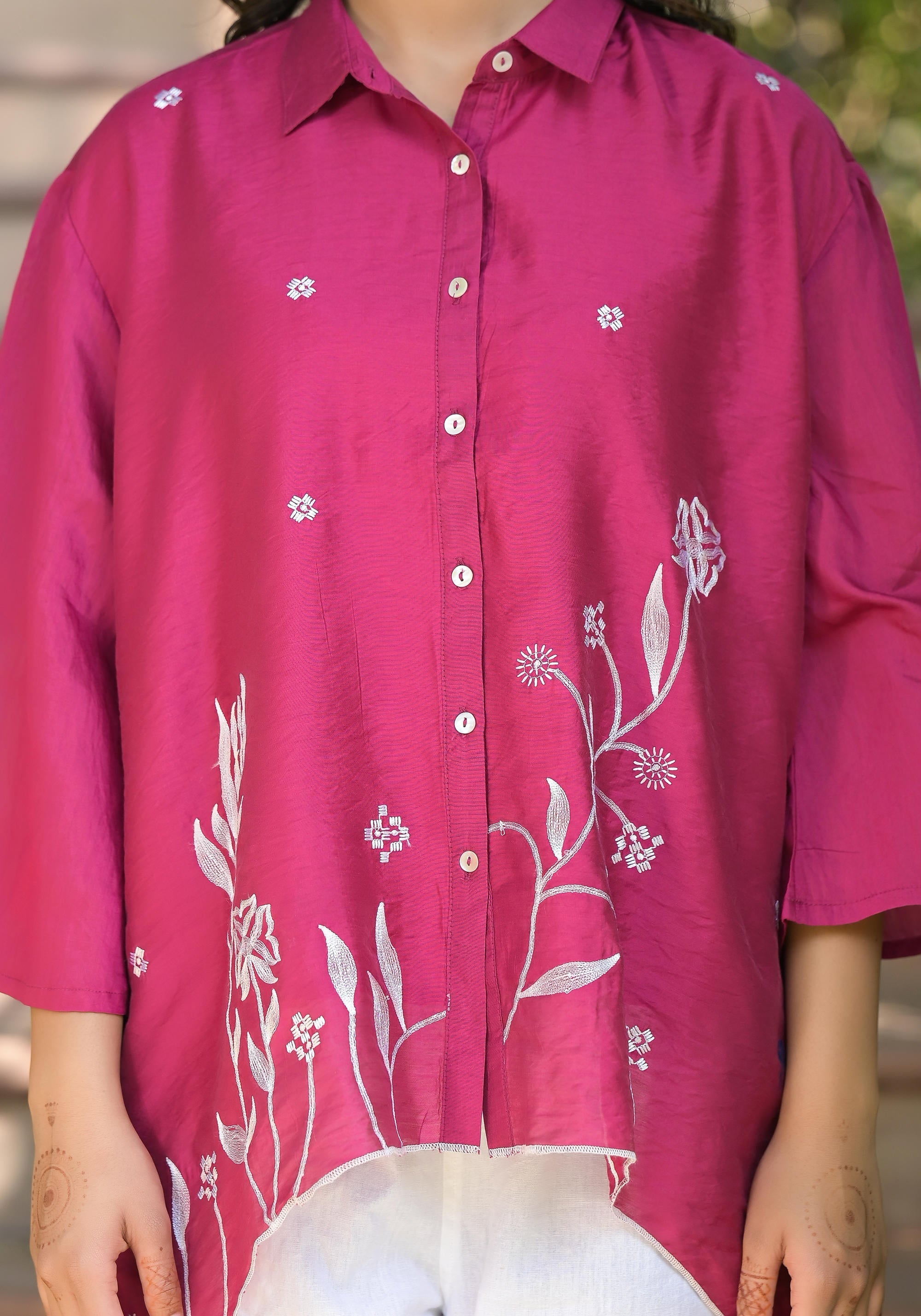 Juniper Fuchsia Thread Embroidered Chanderi Tunic With Button Closure | Grocsy