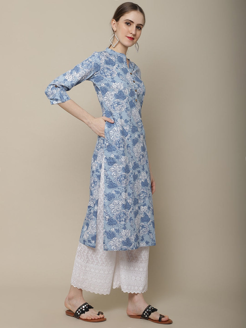Sangria Women Blue & White Cotton Floral Printed Kurta | Grocsy