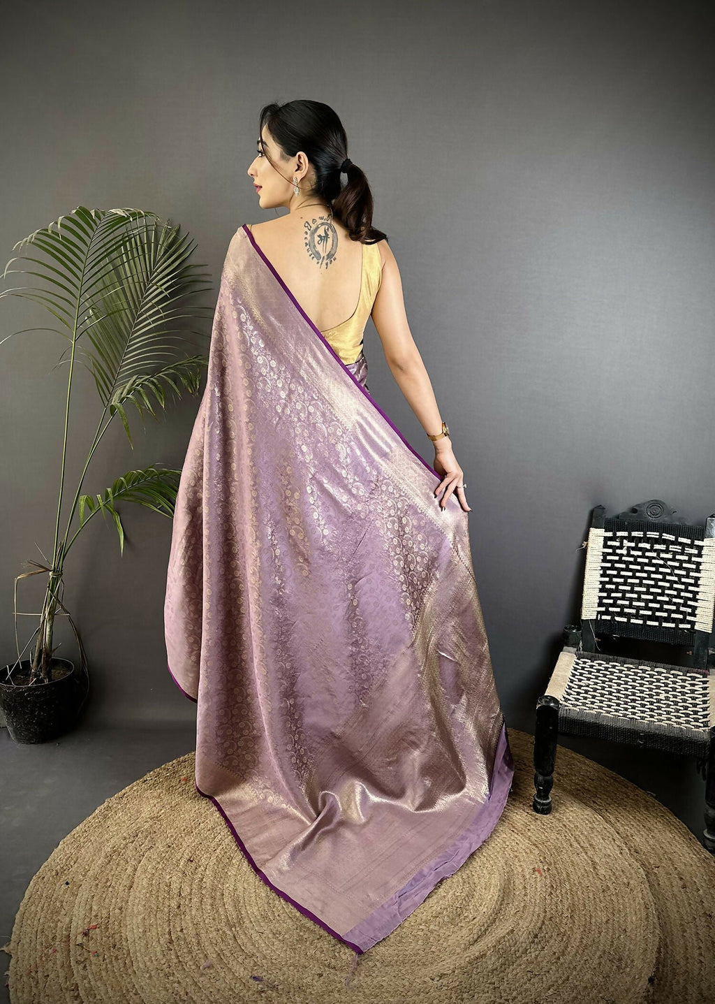 Joban Fashion Lavender Floral & Paisley Motifs Soft Satin Silk Banarasi Saree | Grocsy