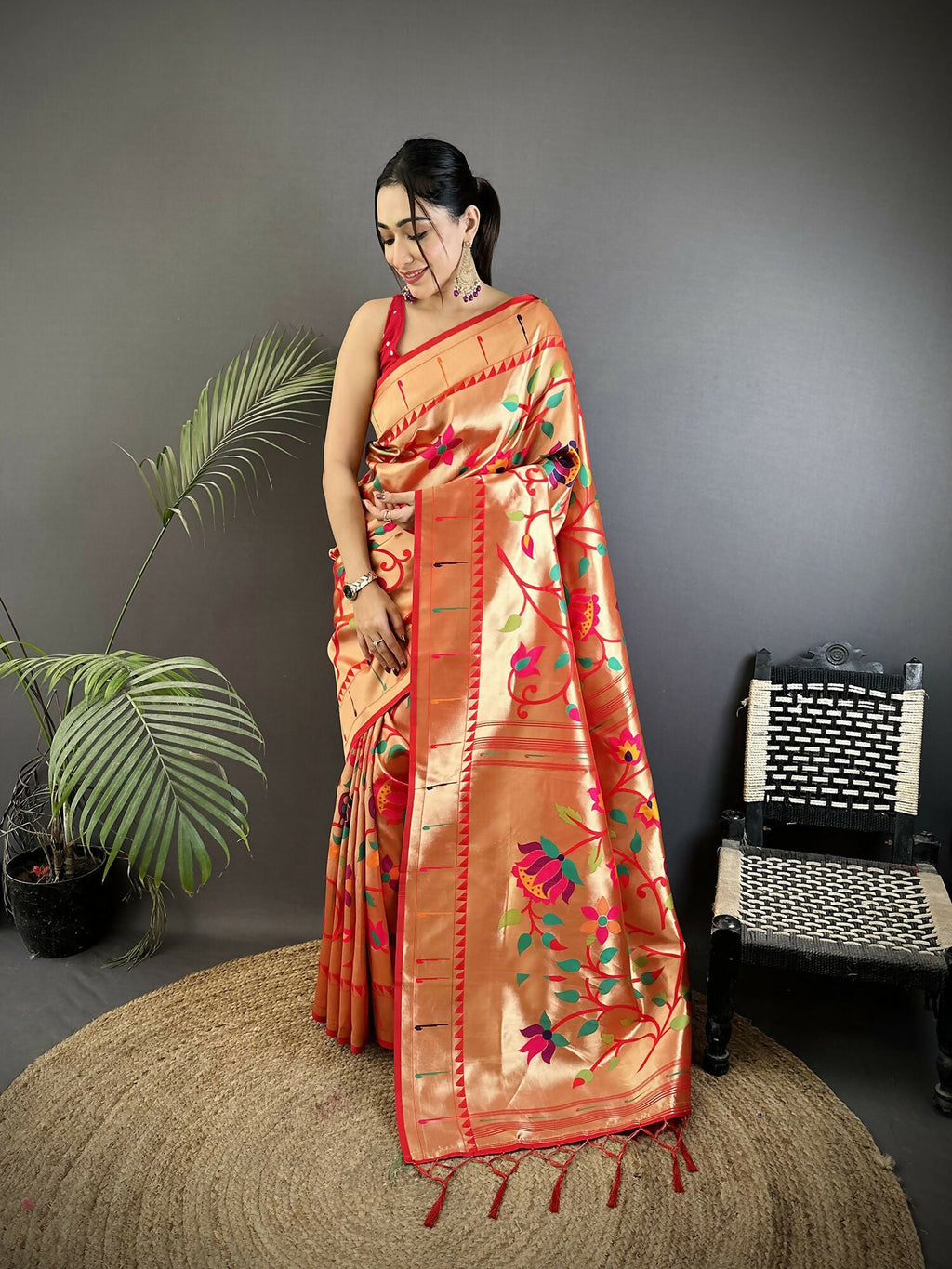 Joban Fashion Reddish Pink Floral & Leaf Soft Silk Paithani Saree | Grocsy