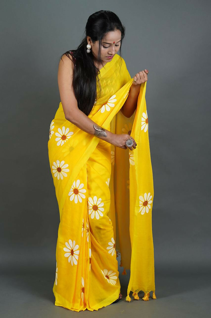 Exclusive Collection Yellow Pure Cotton Saree With Sunflower Design | Grocsy