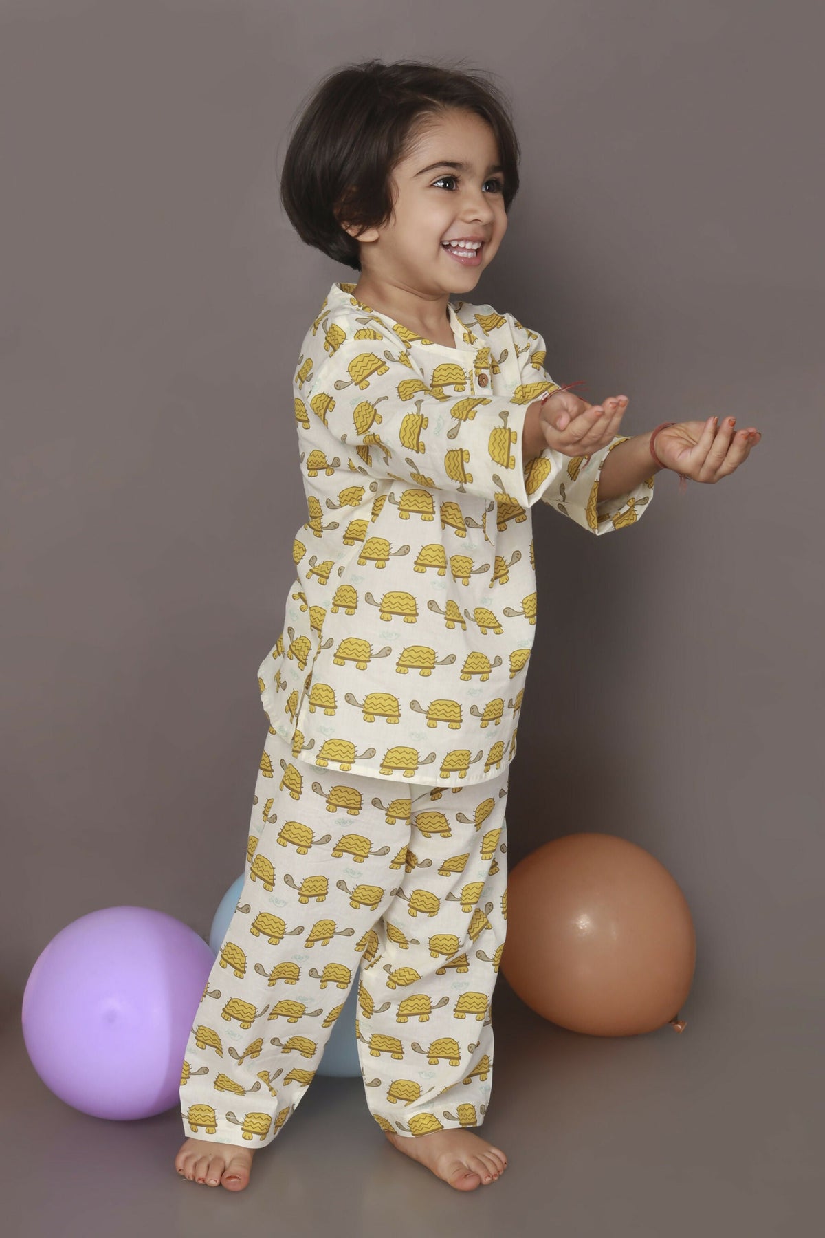 Breathables Kids Cotton Turtle Print Co-Ord Night Suit With Kurta And Pyjama – White & Yellow | Grocsy