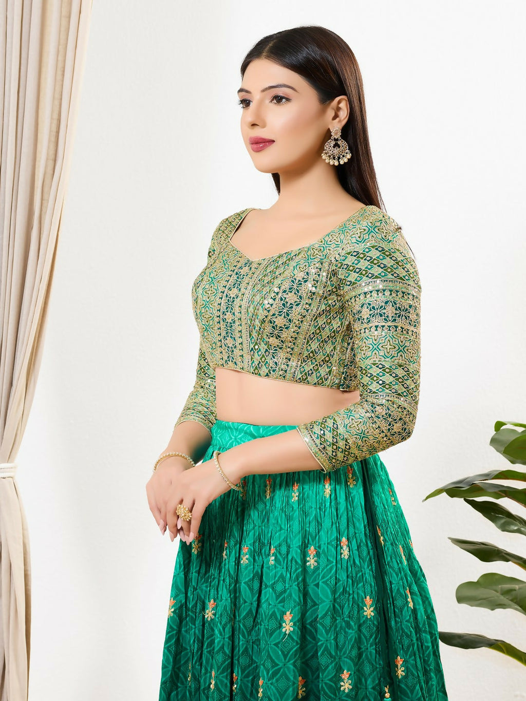Joban Fashion Green Multi Silk Padded Blouse With Sweetheart Neck 3/4 Sleeves | Grocsy