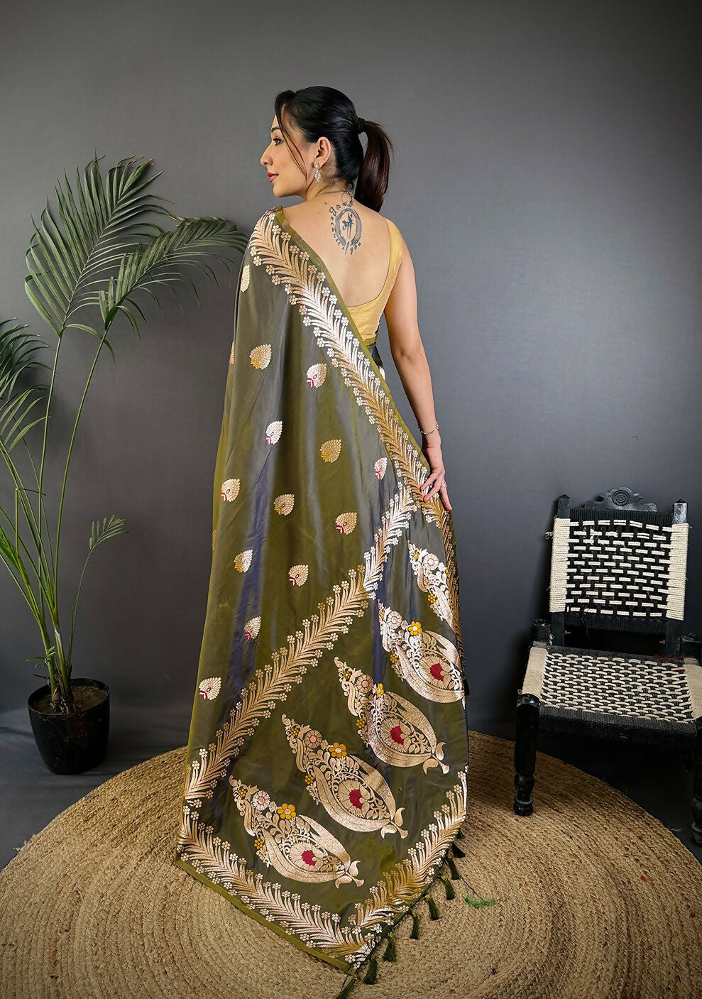 Joban Fashion Banarasi Mehendi Green Woven Soft Silk Saree | Grocsy