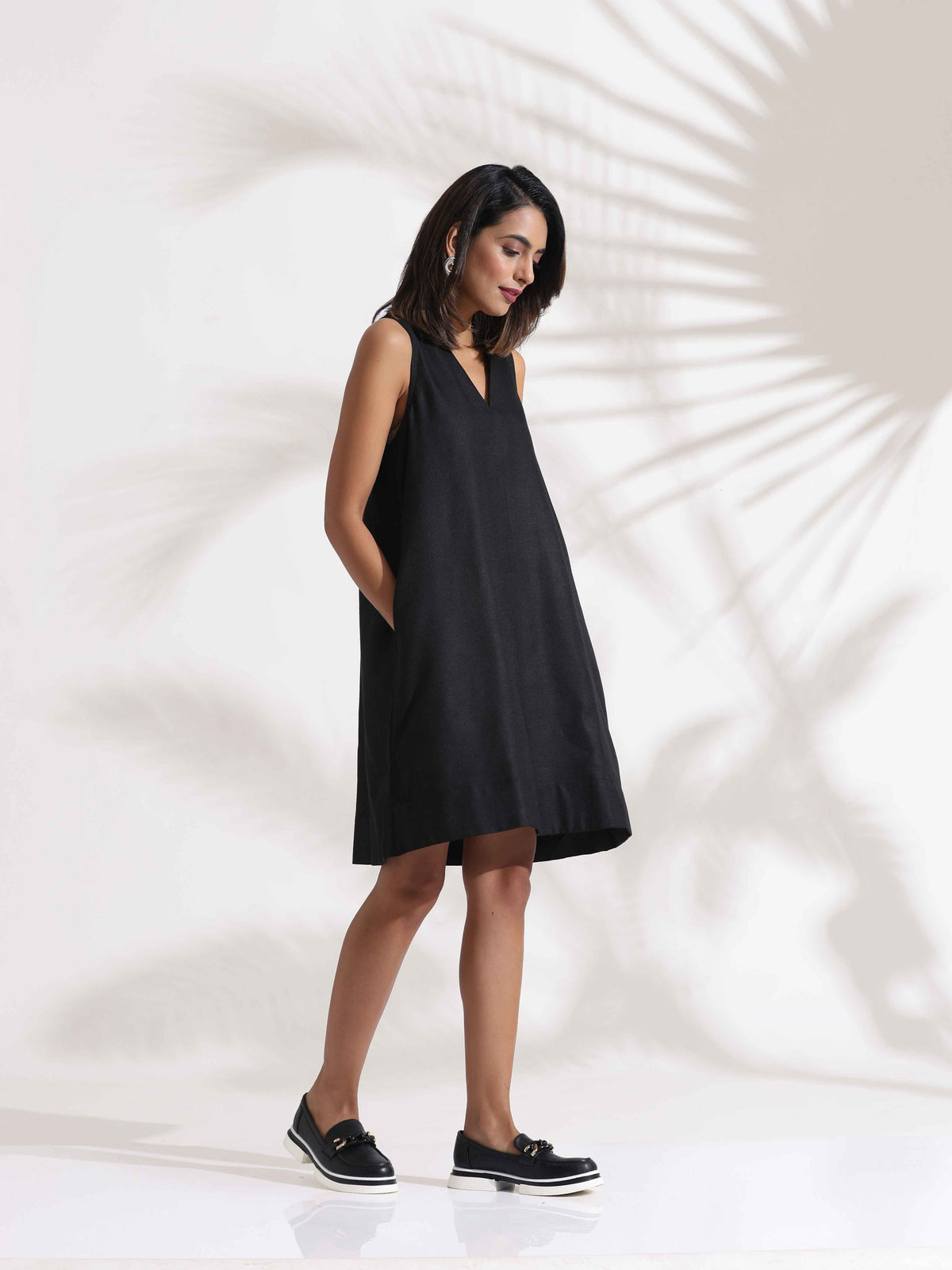 trueBrowns Black Slub Dress | Grocsy