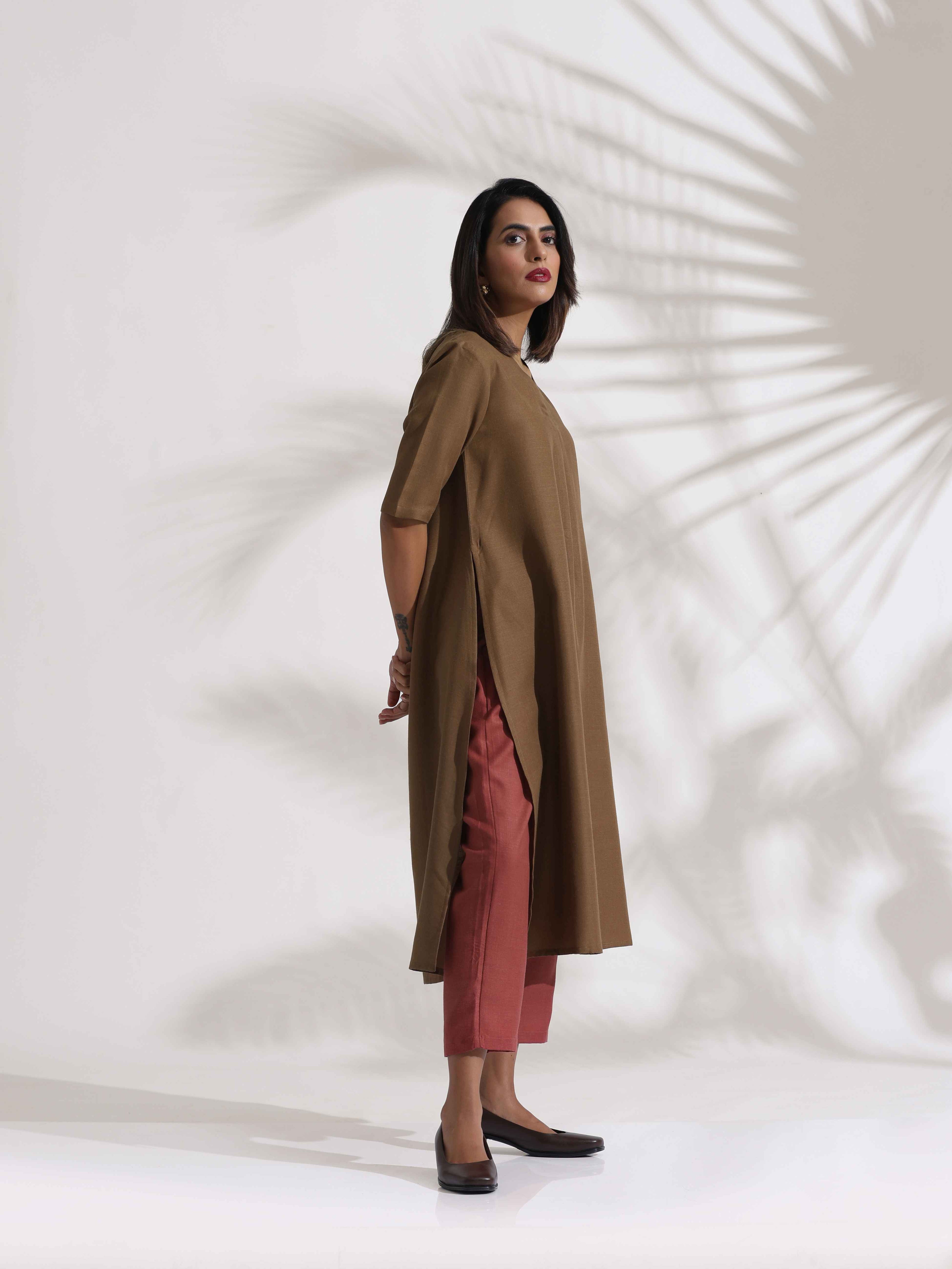 trueBrowns Brown Slub Highslit Kurta Set | Grocsy