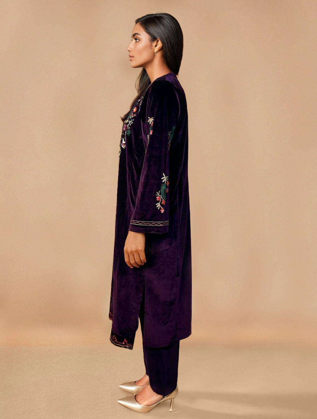 trueBrowns Wine Velvet Embroidered Kurta Set | Grocsy