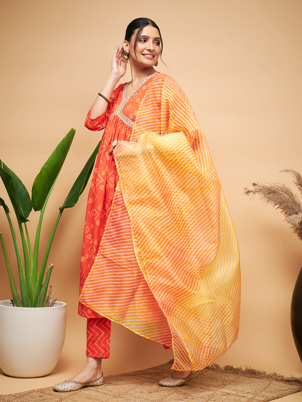 InWeave Women's Orange S Print Alia Cut Gota Work Kurta Set W Mustard Le Du | Grocsy