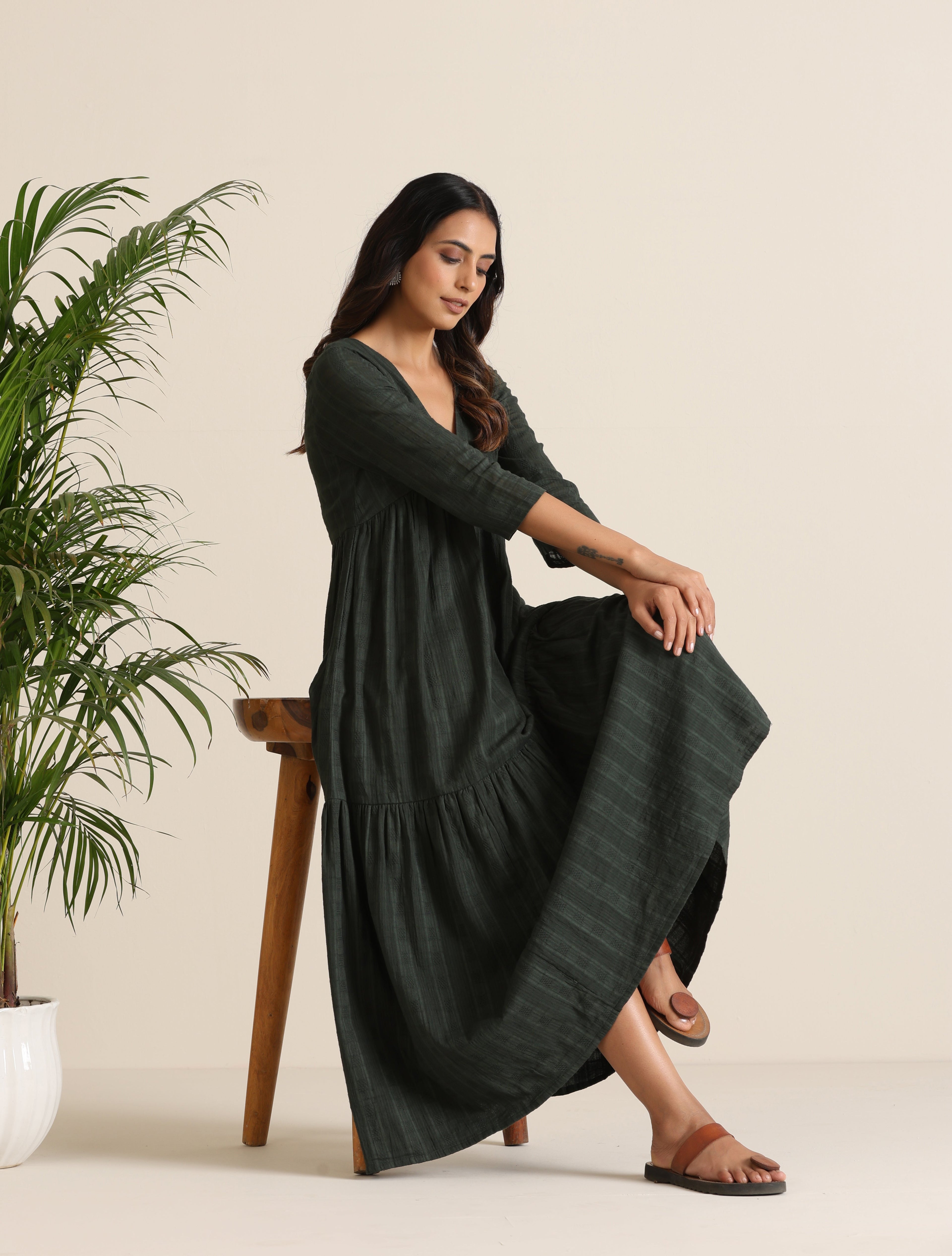 trueBrowns Charcoal Cotton Dobby Tiered Dress | Grocsy