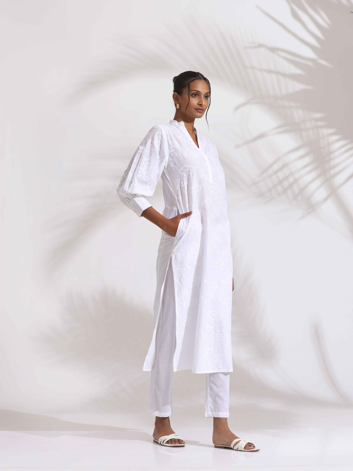 trueBrowns trueBrown White Cotton Schiffli Kurta Set | Grocsy