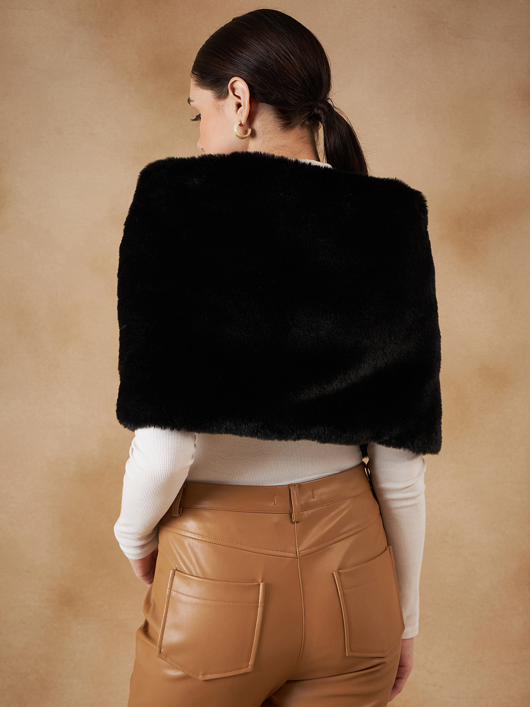InWeave Women's Black Long Faux Fur Cape | Grocsy