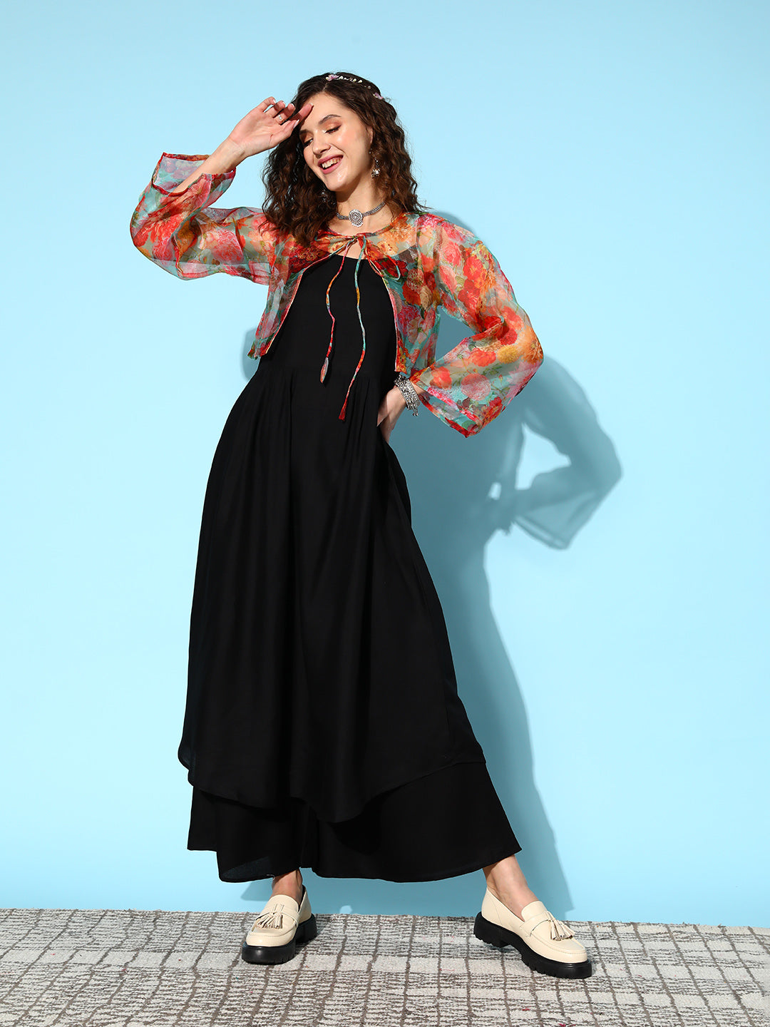 InWeave Women's Strappy Set In Black With Green Floral Short Or Cape | Grocsy
