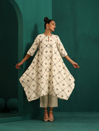 trueBrowns Ivory Rhombus Cotton Handkerchief Kurta Pant Set | Grocsy