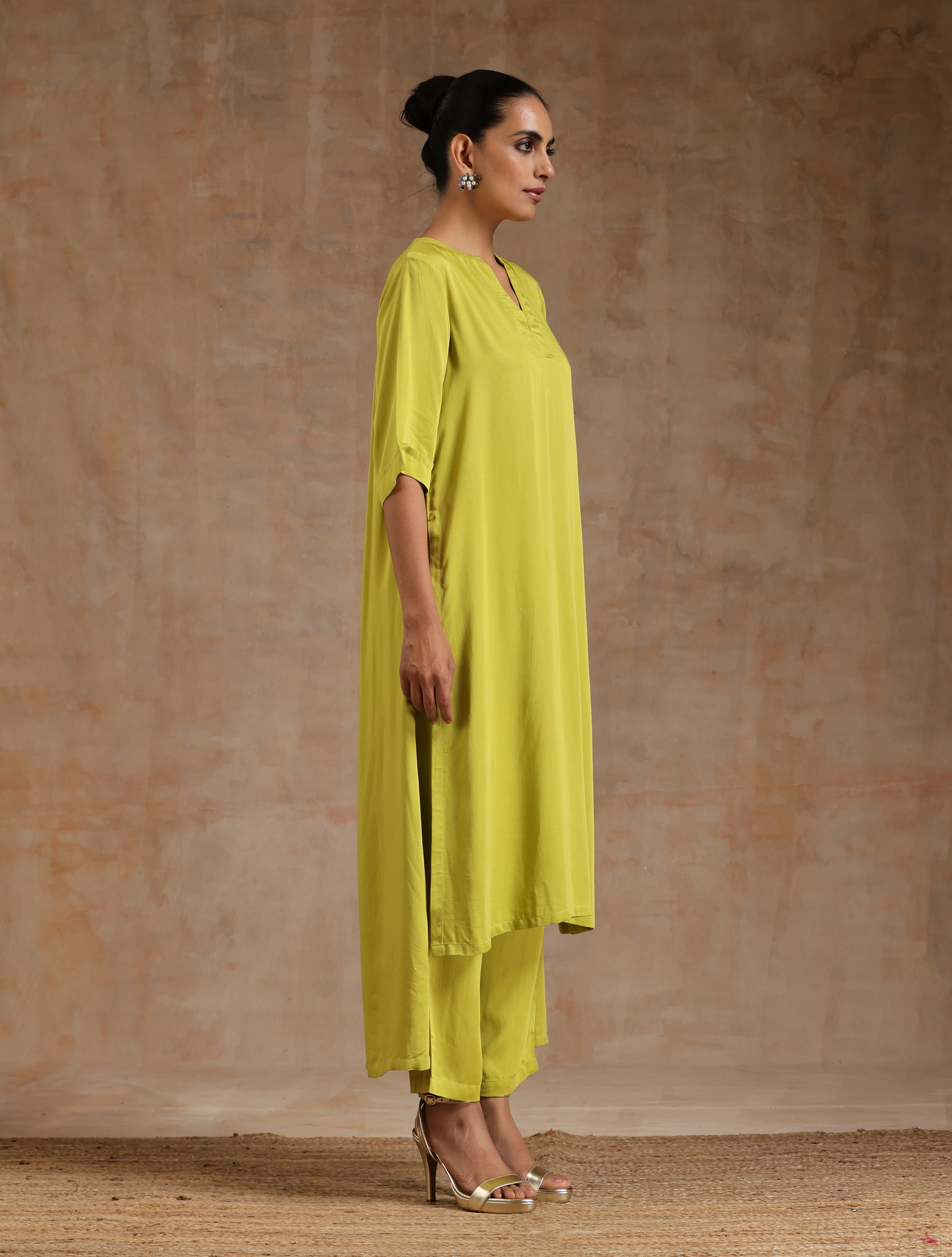 trueBrowns Lime Modal Satin High-Low Relax Kurta Set | Grocsy