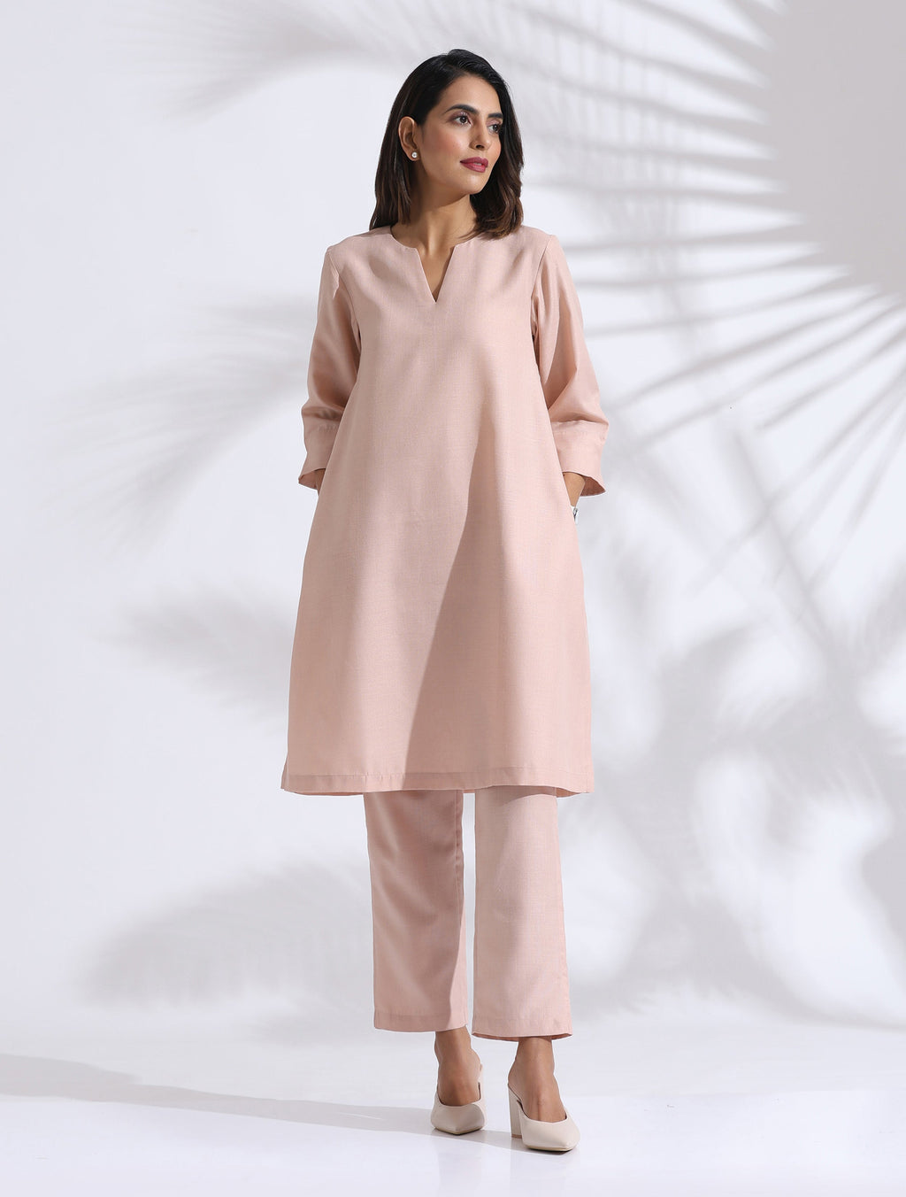 trueBrowns Light Pink Slub Kurta Co-ord Set | Grocsy