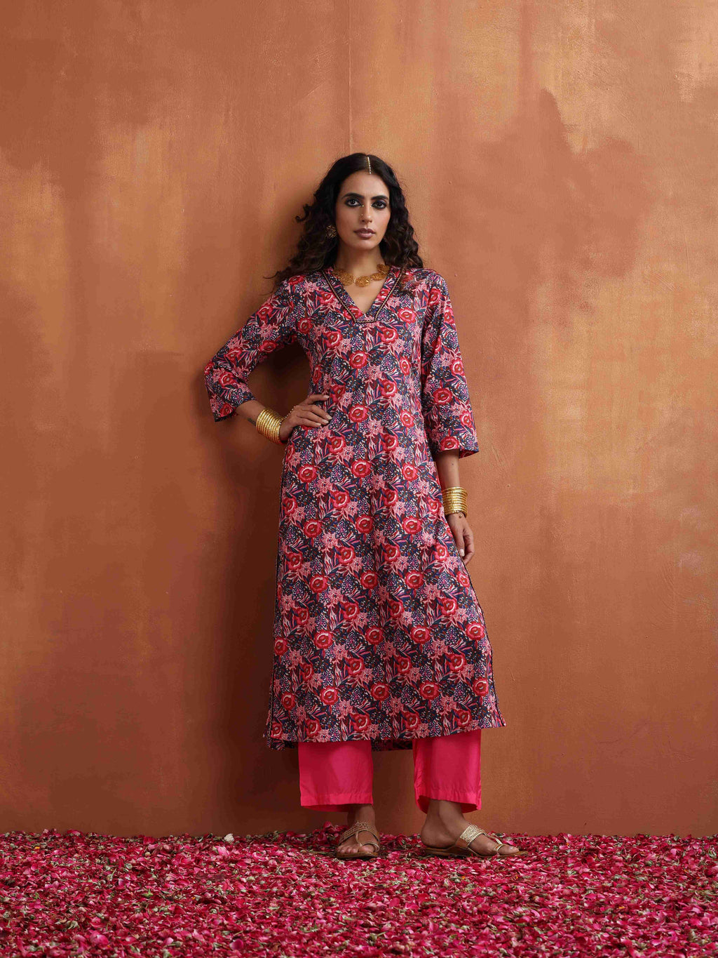 trueBrowns Pink Print High Slit Kurta Set | Grocsy