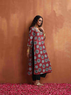 trueBrowns Maroon Print High Slit Kurta Set | Grocsy