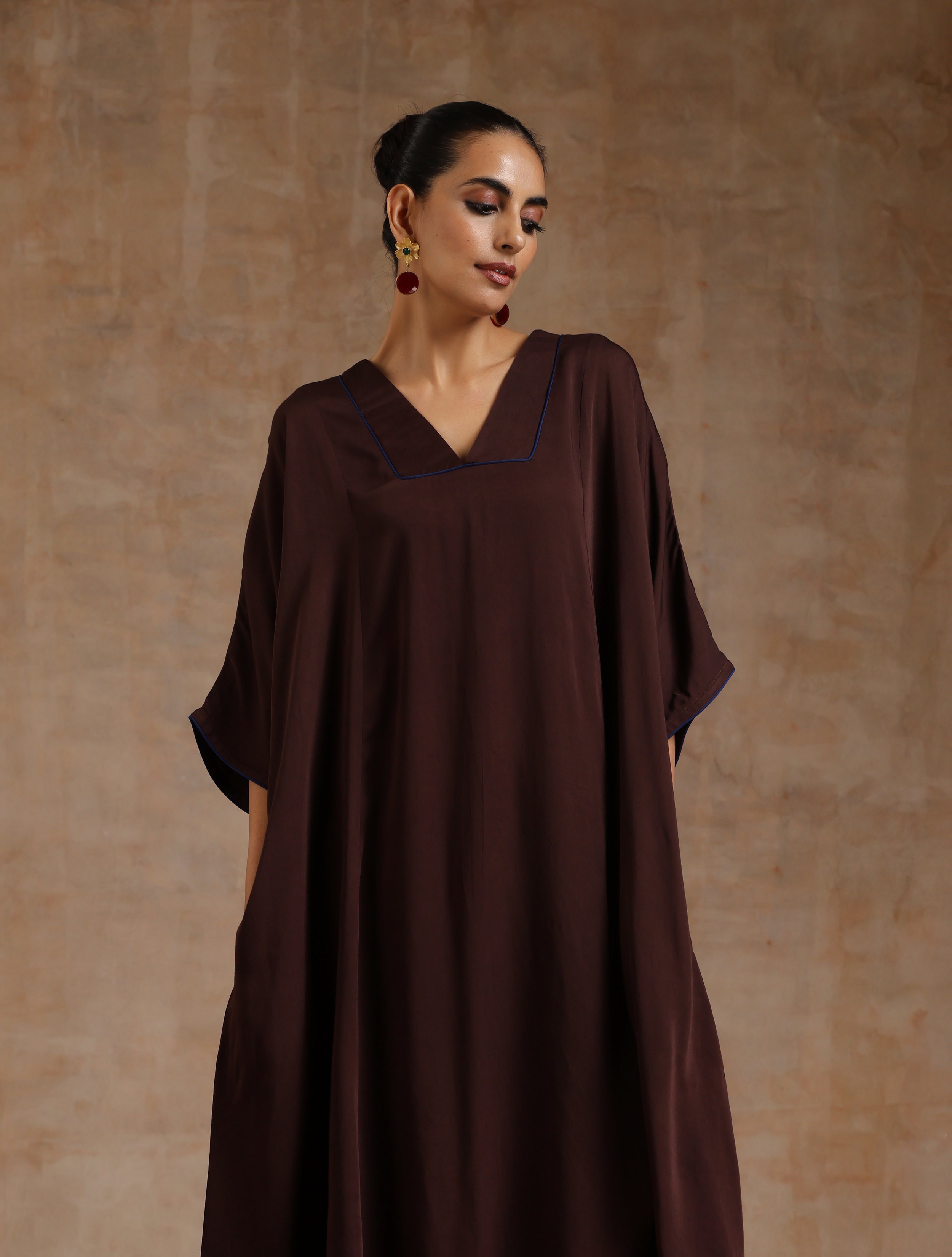 trueBrowns Cola Brown Modal Satin Oversized Kurta Set | Grocsy